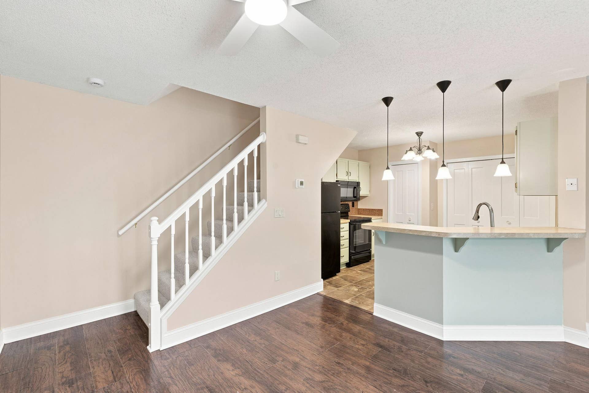 1770 Donegal Drive, #10, Woodbury, MN 55125 1770 Donegal Drive, #10, Woodbury, MN 55125