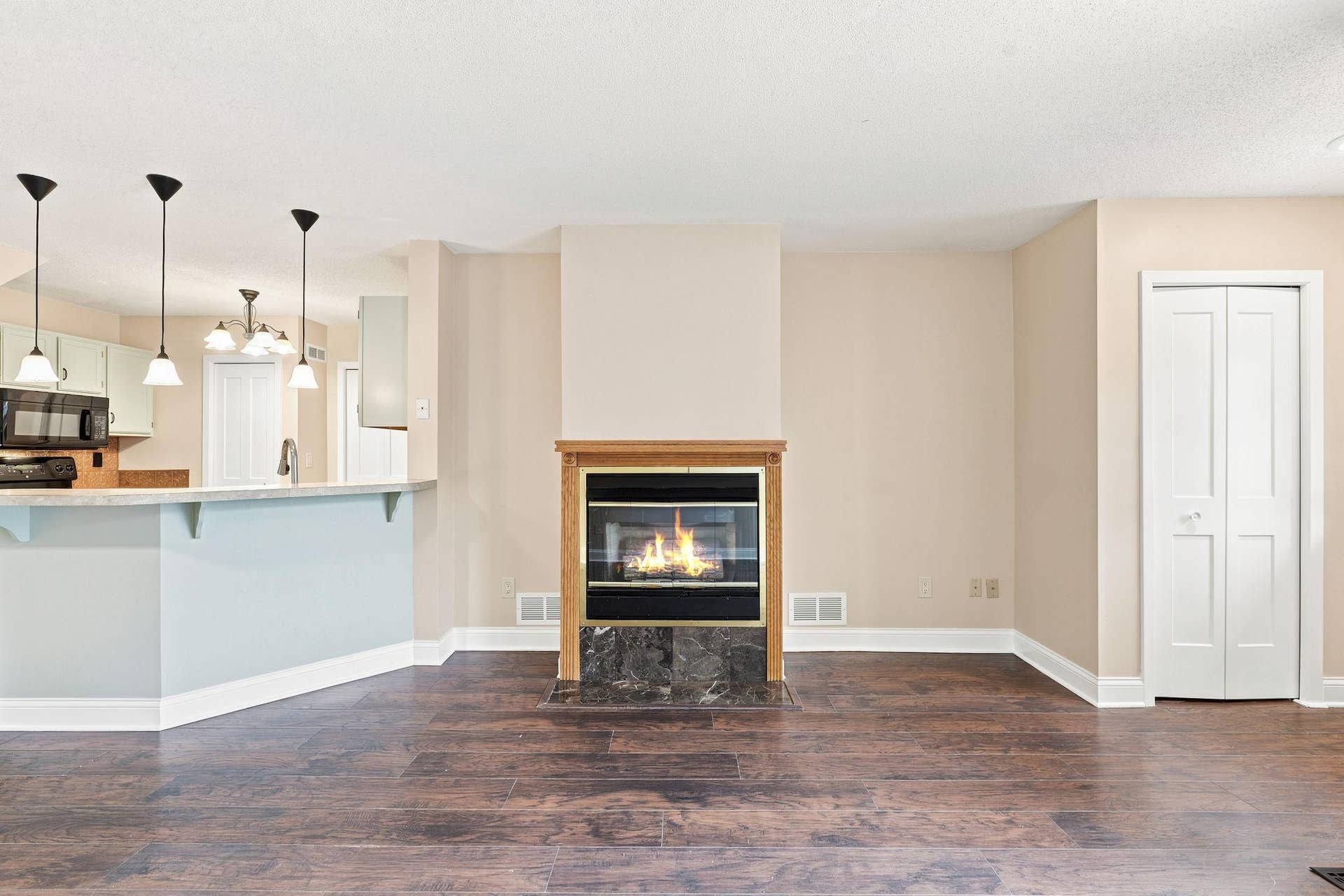 1770 Donegal Drive, #10, Woodbury, MN 55125 1770 Donegal Drive, #10, Woodbury, MN 55125