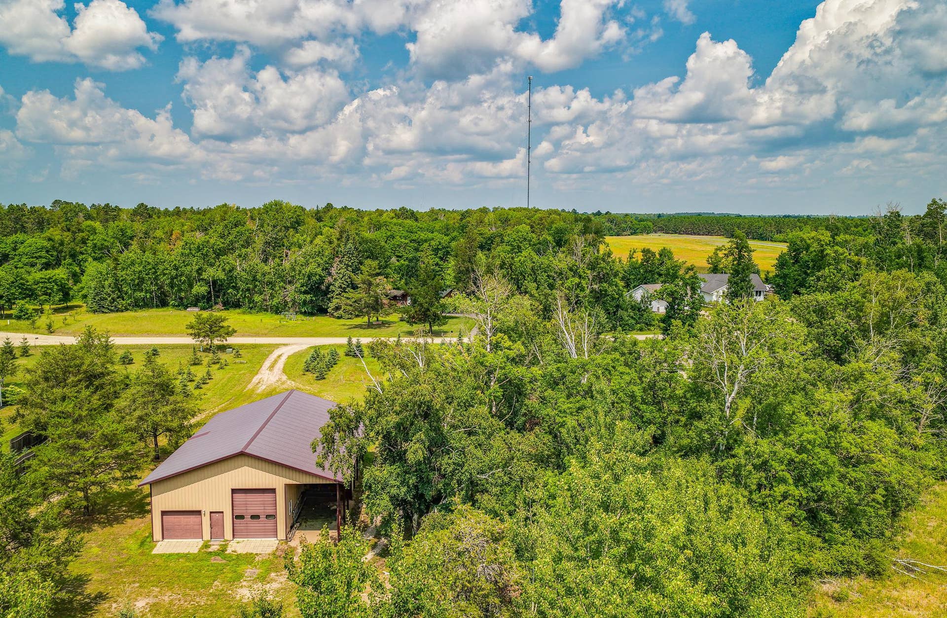 5252 Elmwood Court NE, Bemidji, MN 56601 Shop