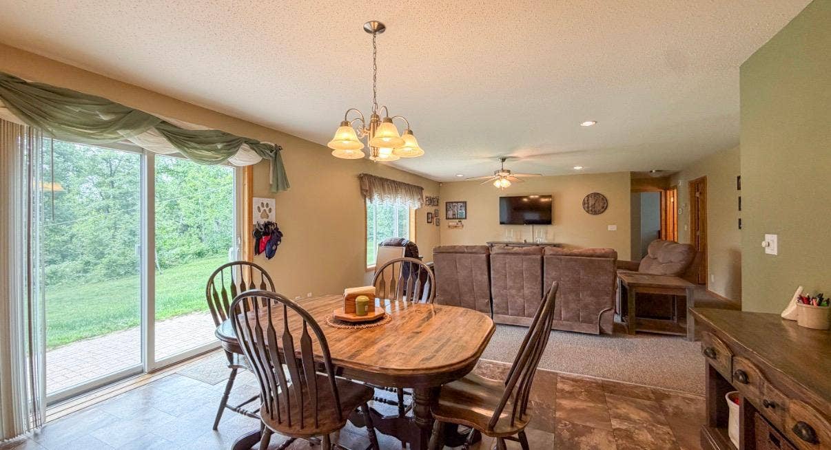 5252 Elmwood Court NE, Bemidji, MN 56601 Dining Room