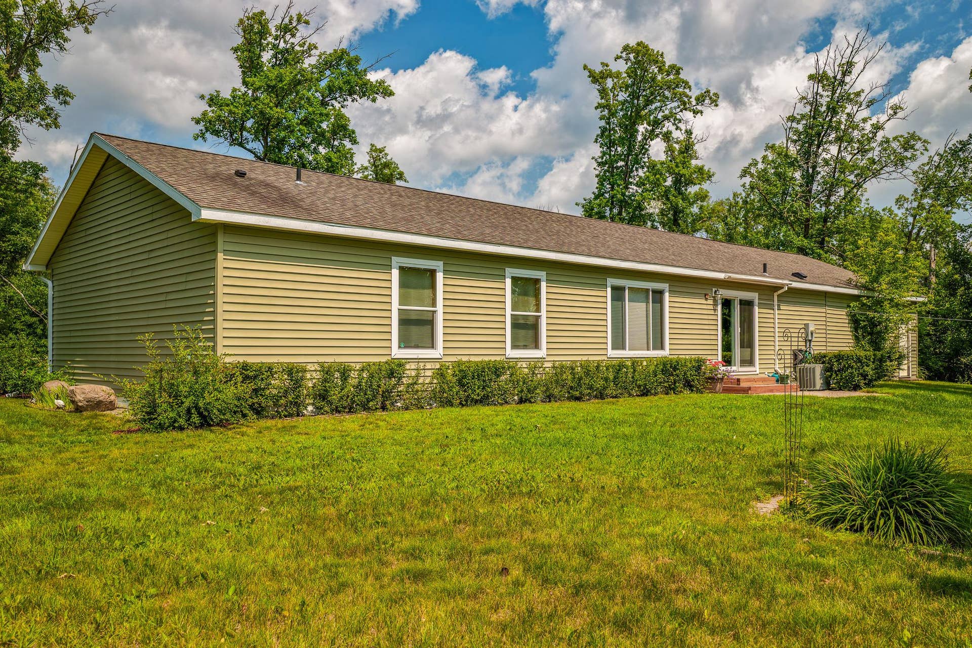 5252 Elmwood Court NE, Bemidji, MN 56601 Back