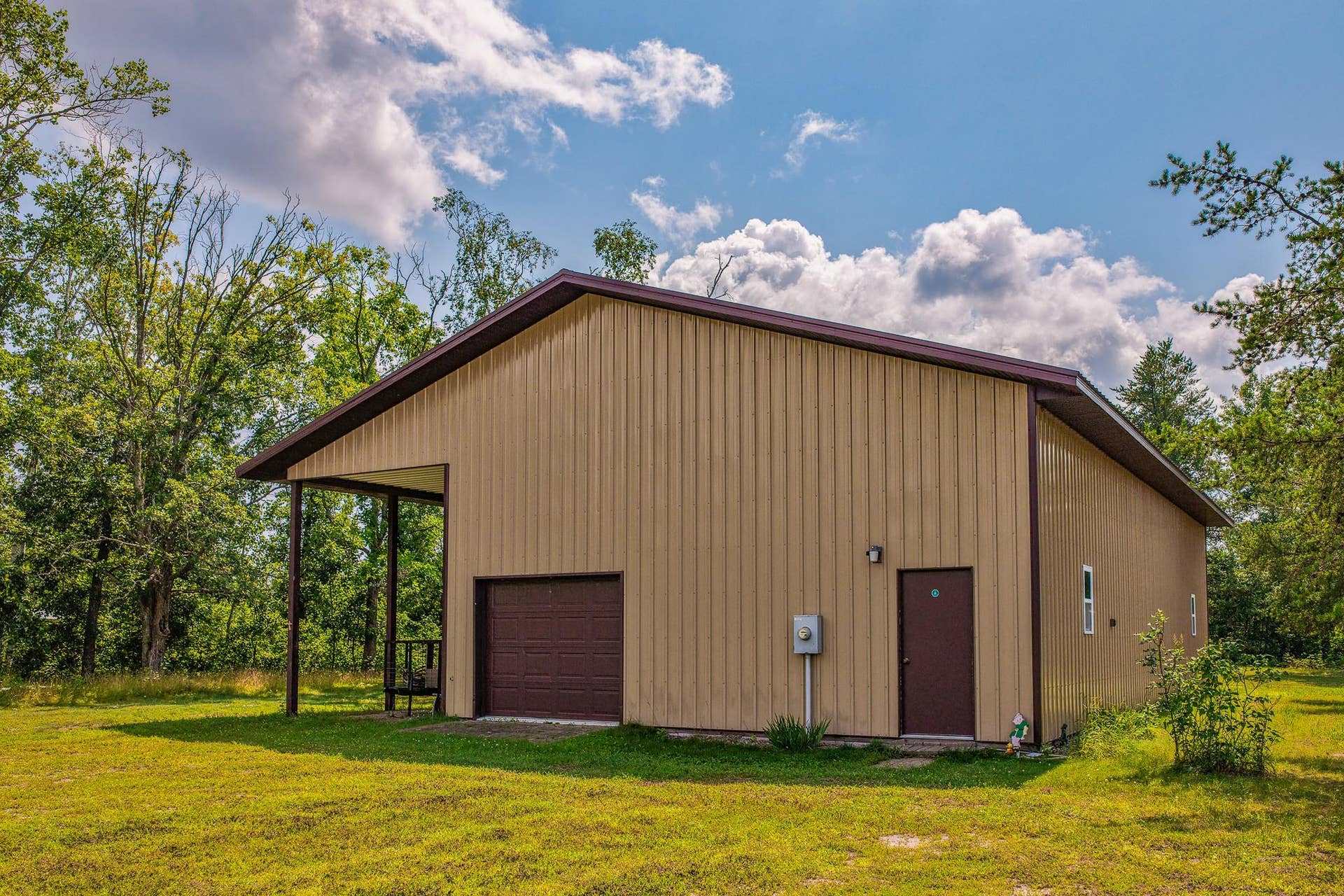 5252 Elmwood Court NE, Bemidji, MN 56601 Shop