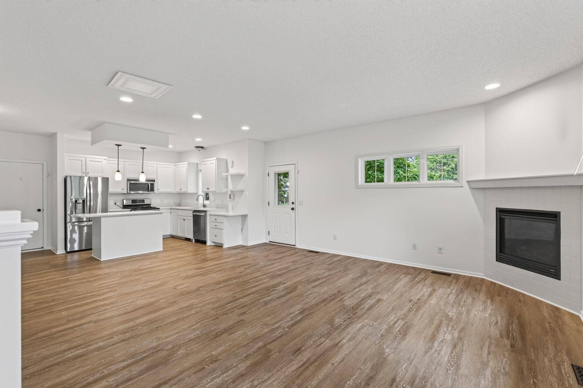 Luxury vinyl tile