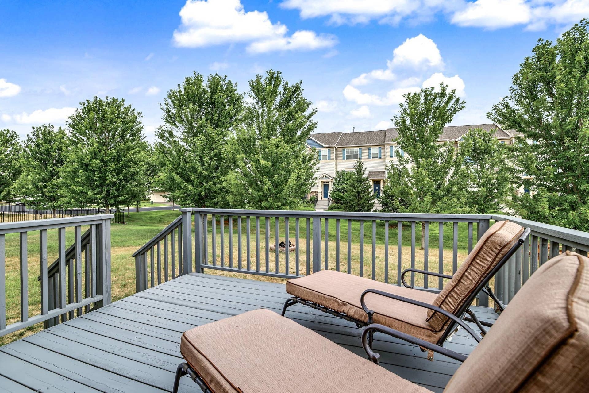 9415 Toledo Lane N, Brooklyn Park, MN 55443 Relax on the back deck