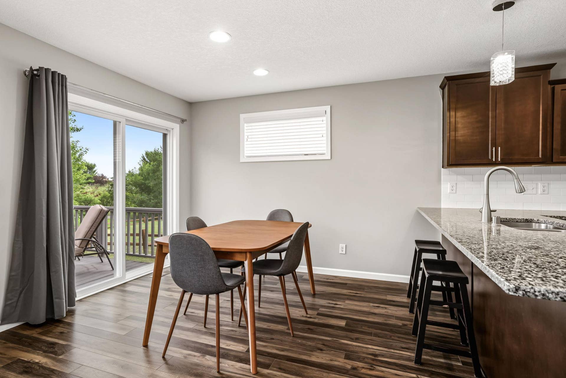 9415 Toledo Lane N, Brooklyn Park, MN 55443 11-web-or-mls-9415 Toledo Ln (11).jpg