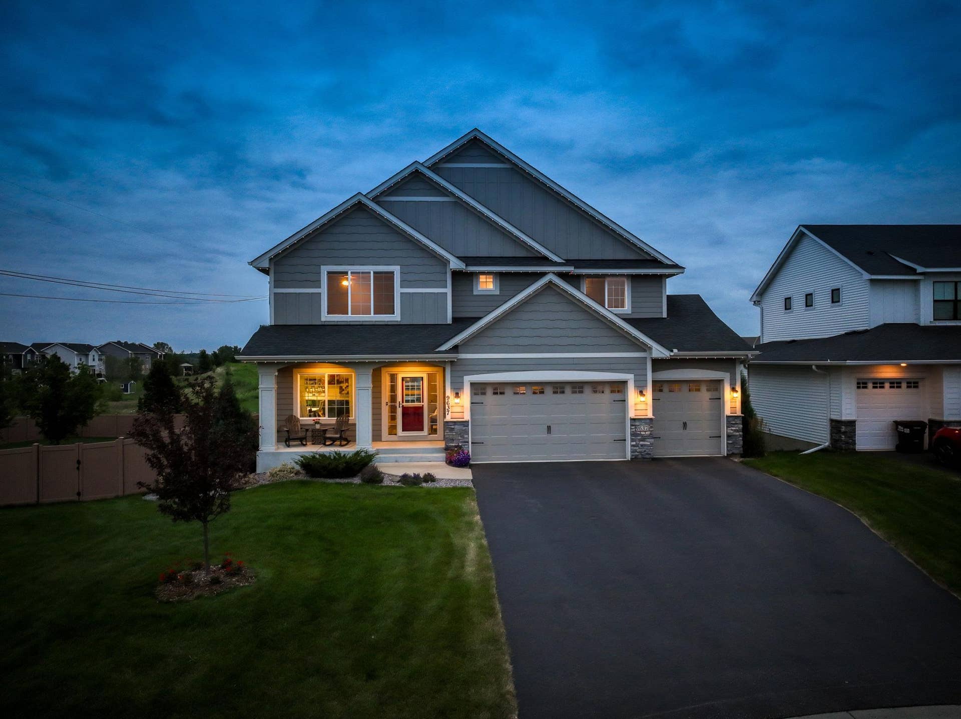 9637 West Wind Circle, Woodbury, MN 55129 9637 West Wind Circle