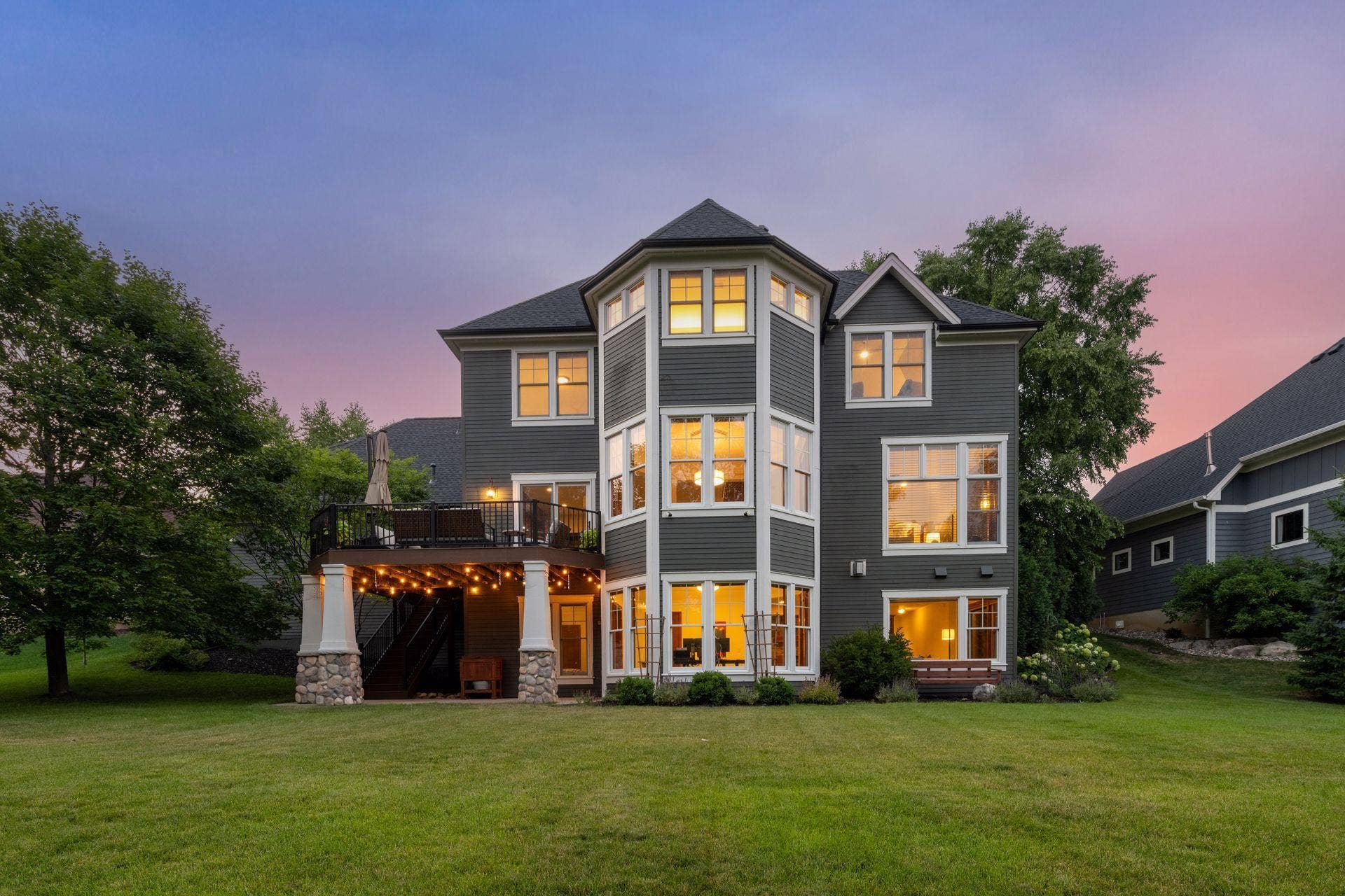 10921 Bentwater Lane, Woodbury, MN 55129 10921 Bentwater Lane, Woodbury, MN 55129
