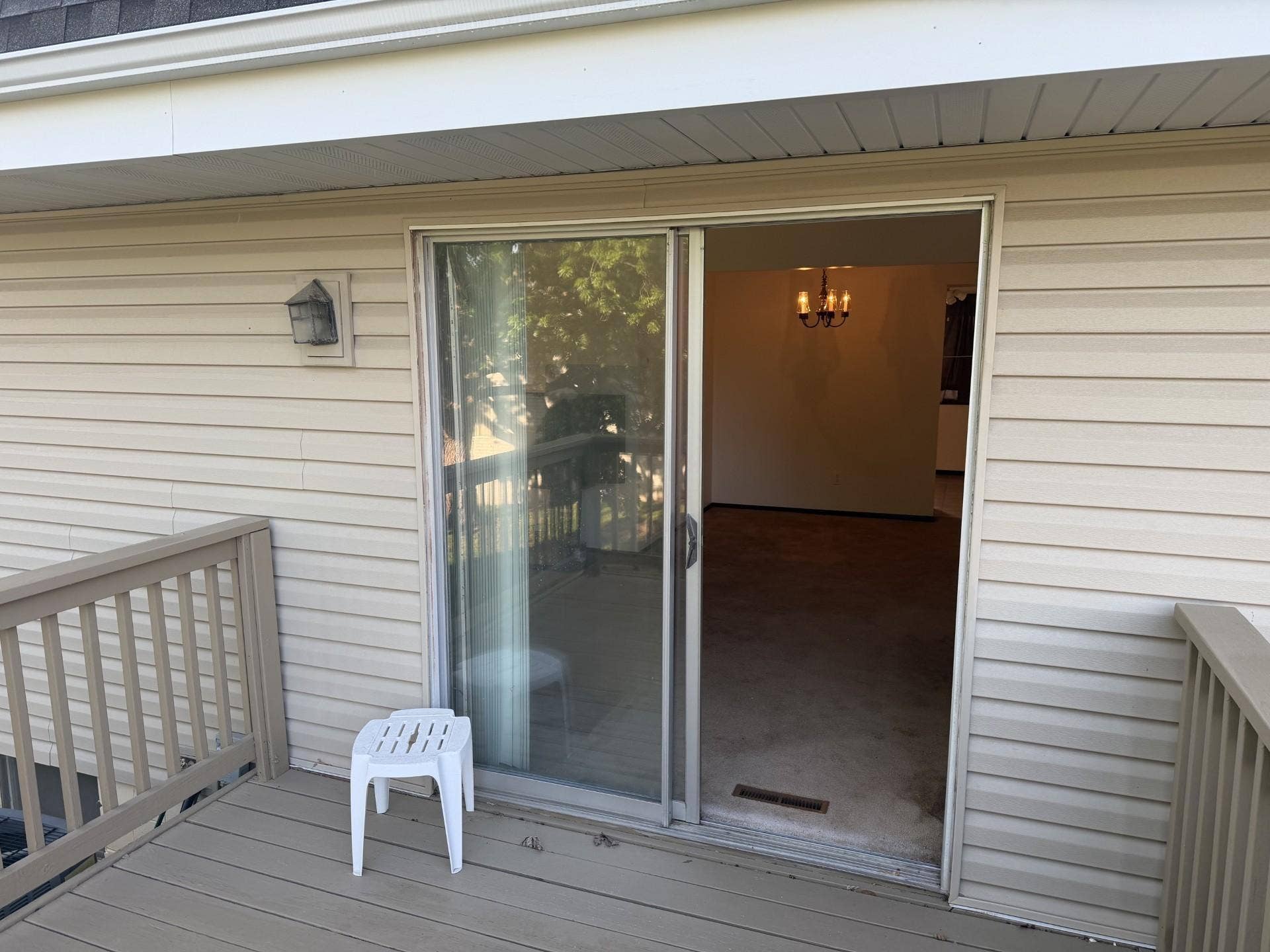 409 Dorland Place, Maplewood, MN 55119 Dor4 - Copy.jpg