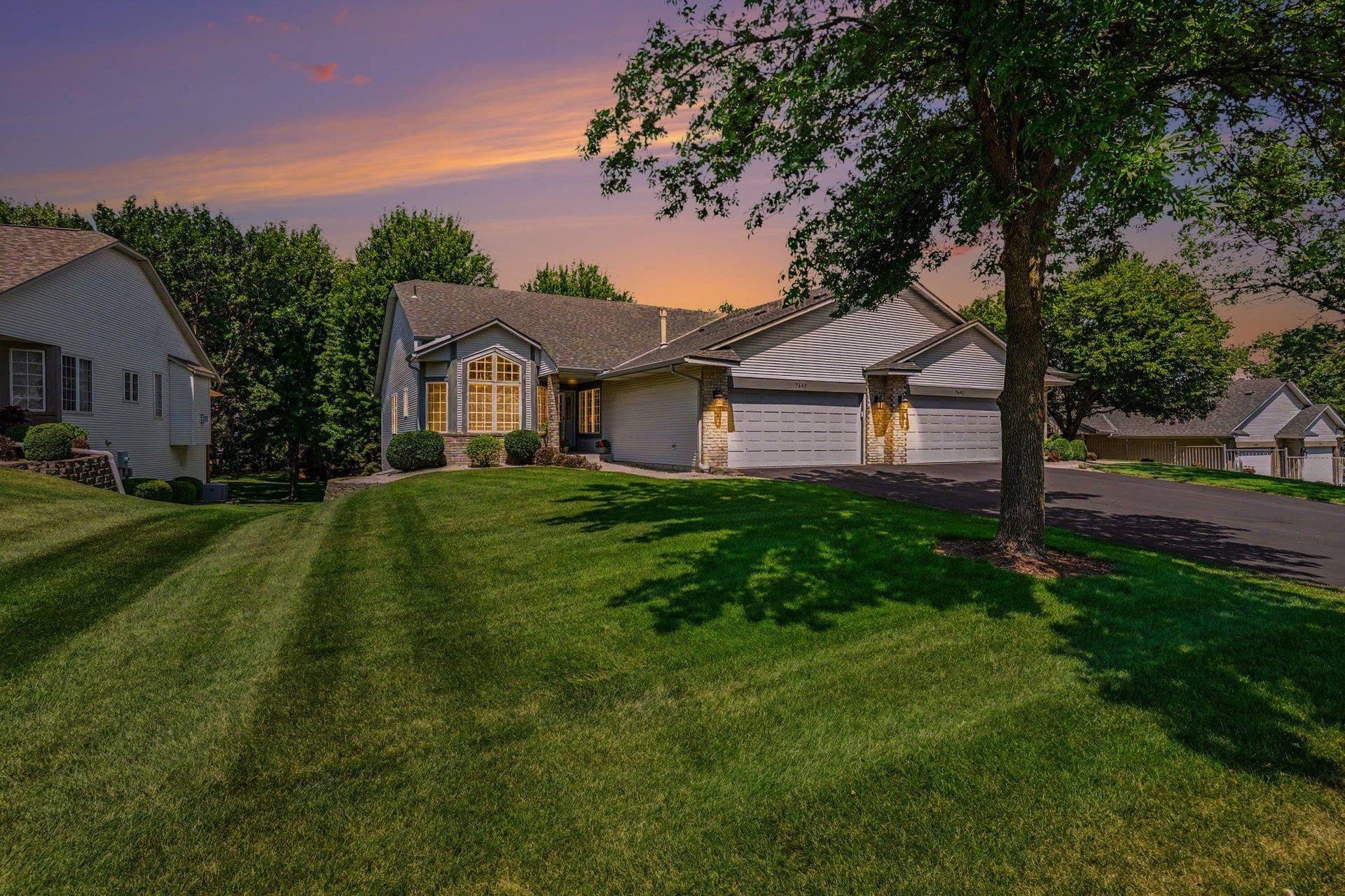 7640 Teal Road, Woodbury, MN 55125 7640 Teal Road