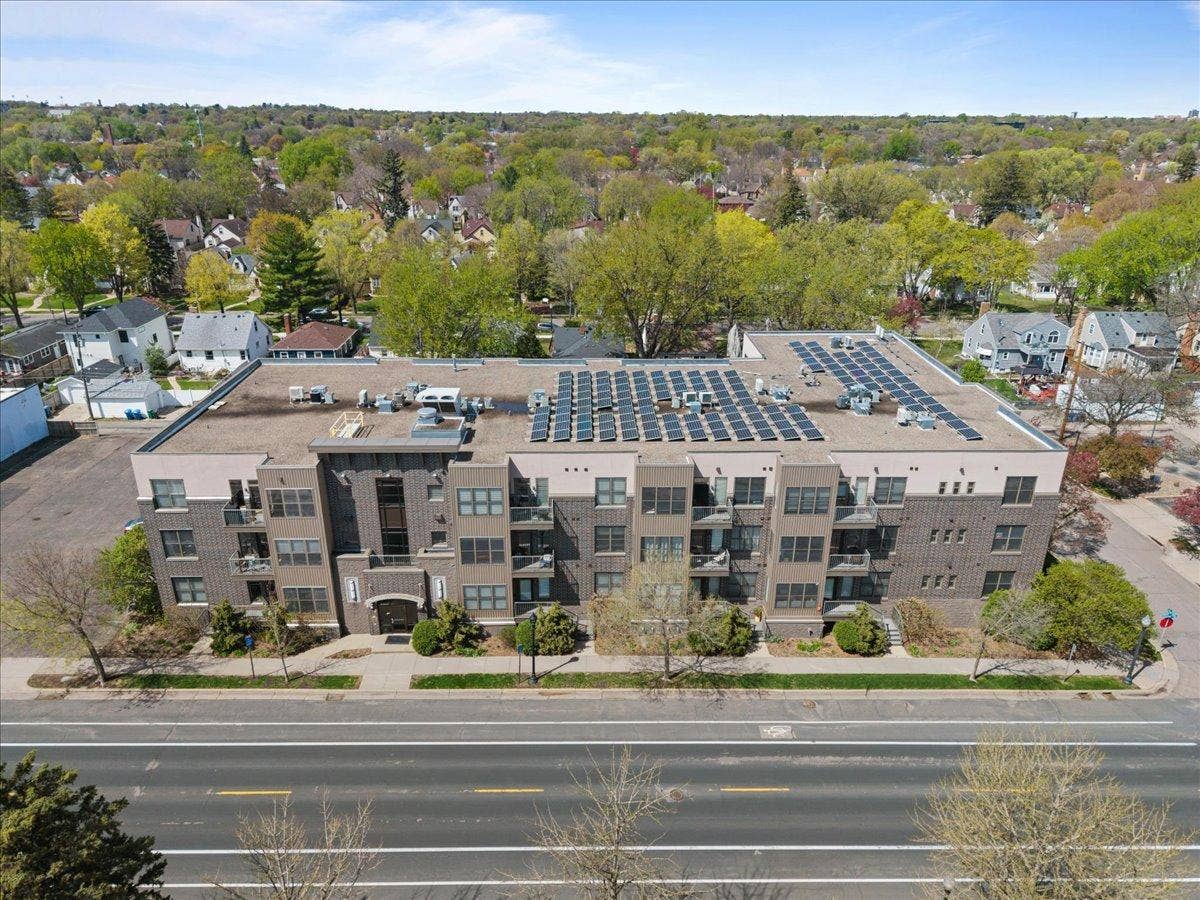 4500 Chicago Avenue S, #110, 66, Minneapolis, MN 55407 Solar Panels Provide Savings