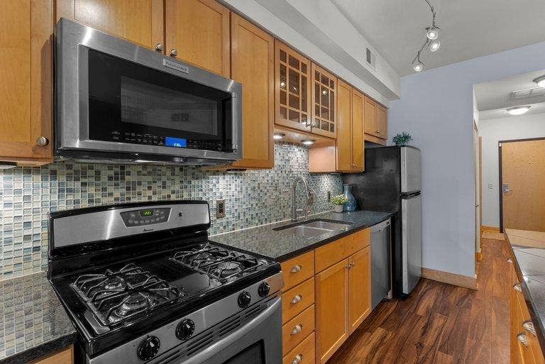 4500 Chicago Avenue S, #110, 66, Minneapolis, MN 55407 006_dsc03899_34.jpg