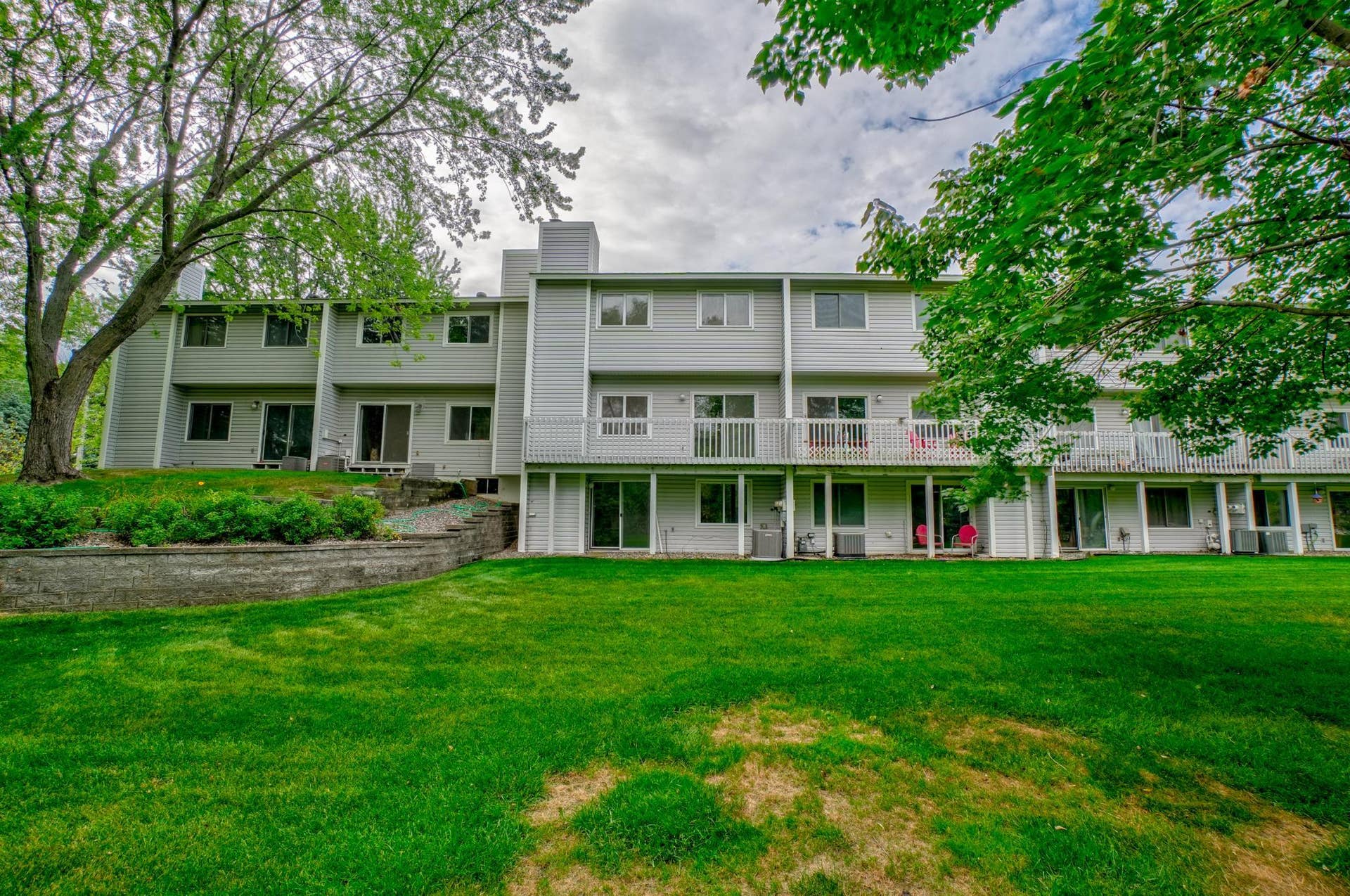 2174 Tower Court, Woodbury, MN 55125 2174 Tower Court-70.jpg