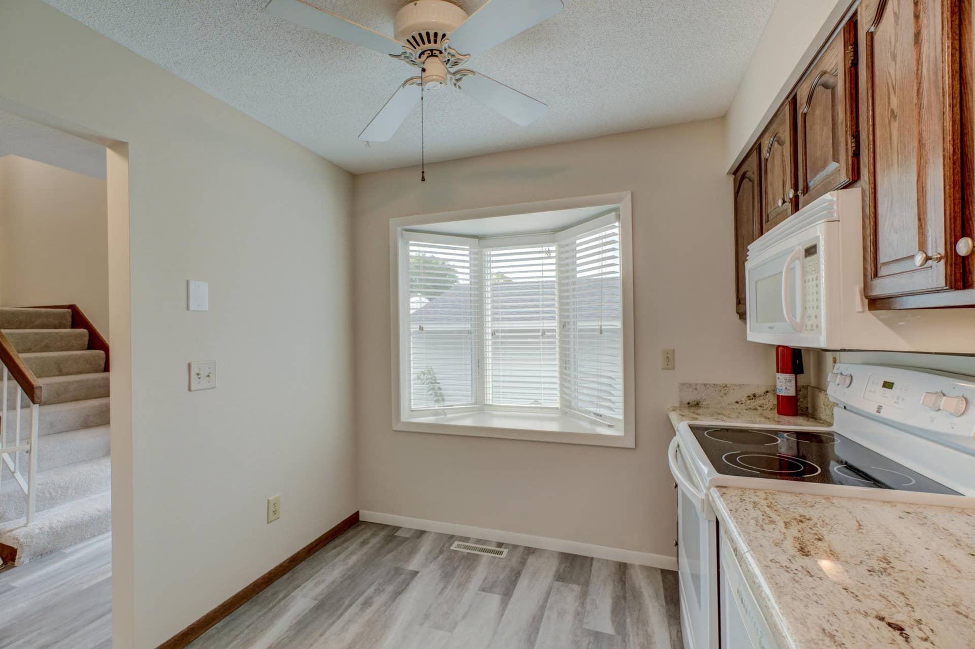 2174 Tower Court, Woodbury, MN 55125 2174 Tower Court-16.jpg