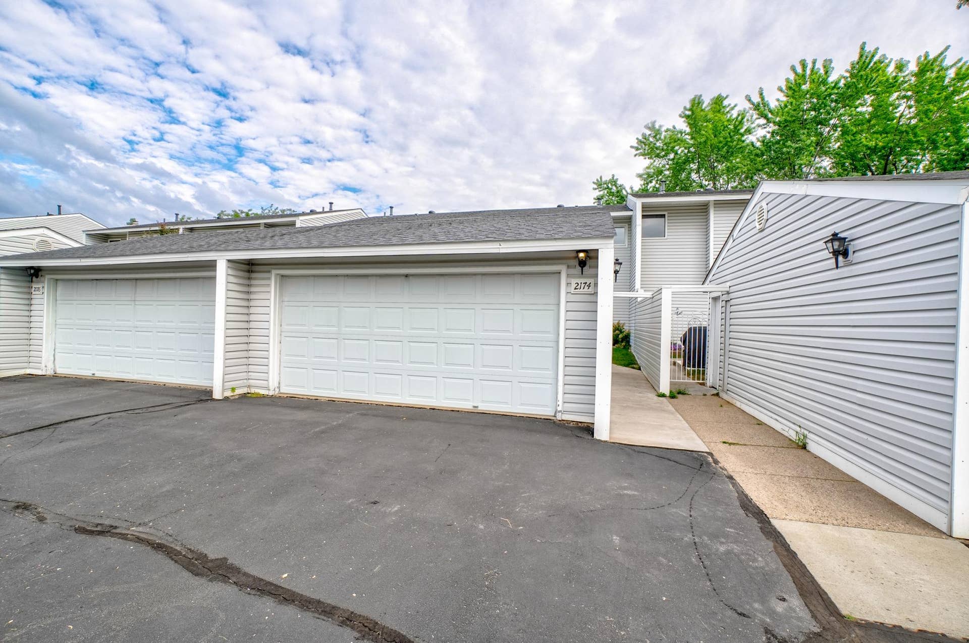 2174 Tower Court, Woodbury, MN 55125 2174 Tower Court-67.jpg