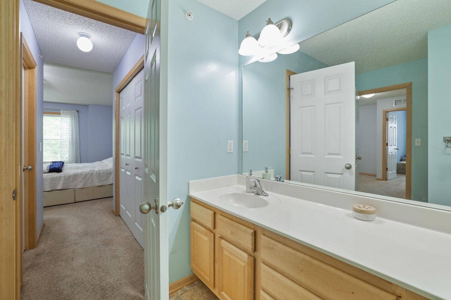 3033 Chamberlain Street N, #4, Maplewood, MN 55109 3033 Chamberlain Street N, #4, Maplewood, MN 55109