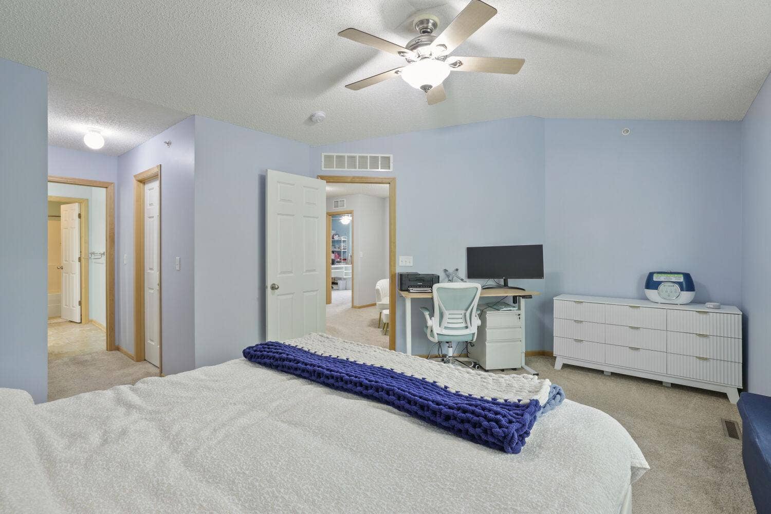 3033 Chamberlain Street N, #4, Maplewood, MN 55109 3033 Chamberlain Street N, #4, Maplewood, MN 55109