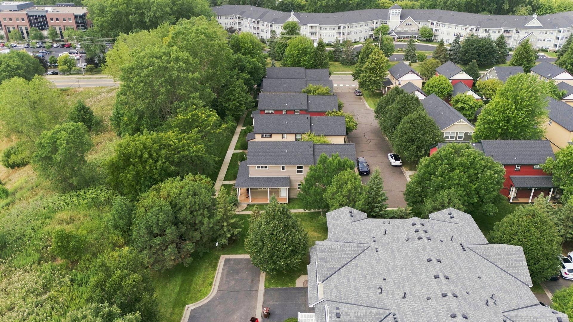 3012 Cottage Lane N, Maplewood, MN 55109 48-web-or-mls-DJI_20260729114738_0482_D.jpg