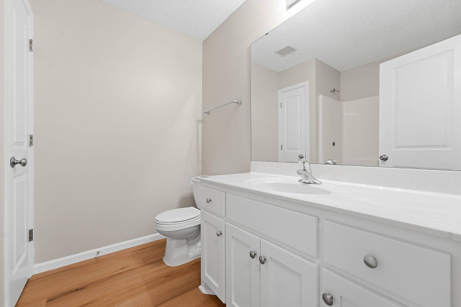 3012 Cottage Lane N, Maplewood, MN 55109 28-web-or-mls-DSC03562.jpg