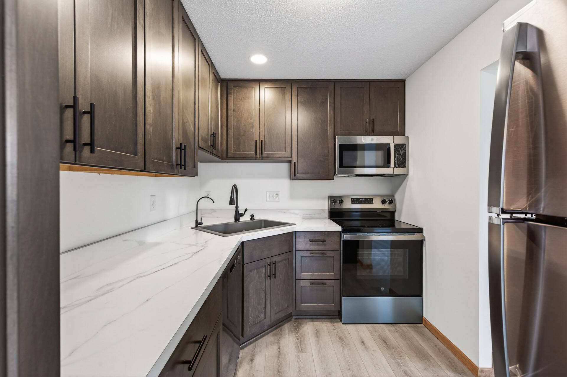 5127 84th Court N, Brooklyn Park, MN 55443 5127 84th Court N, Brooklyn Park, MN 55443