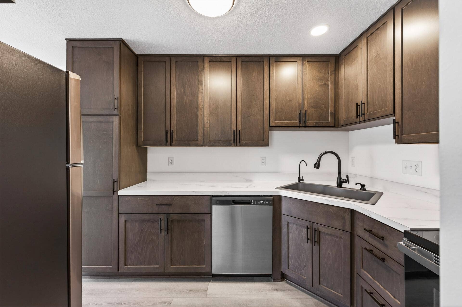 5127 84th Court N, Brooklyn Park, MN 55443 5127 84th Court N, Brooklyn Park, MN 55443