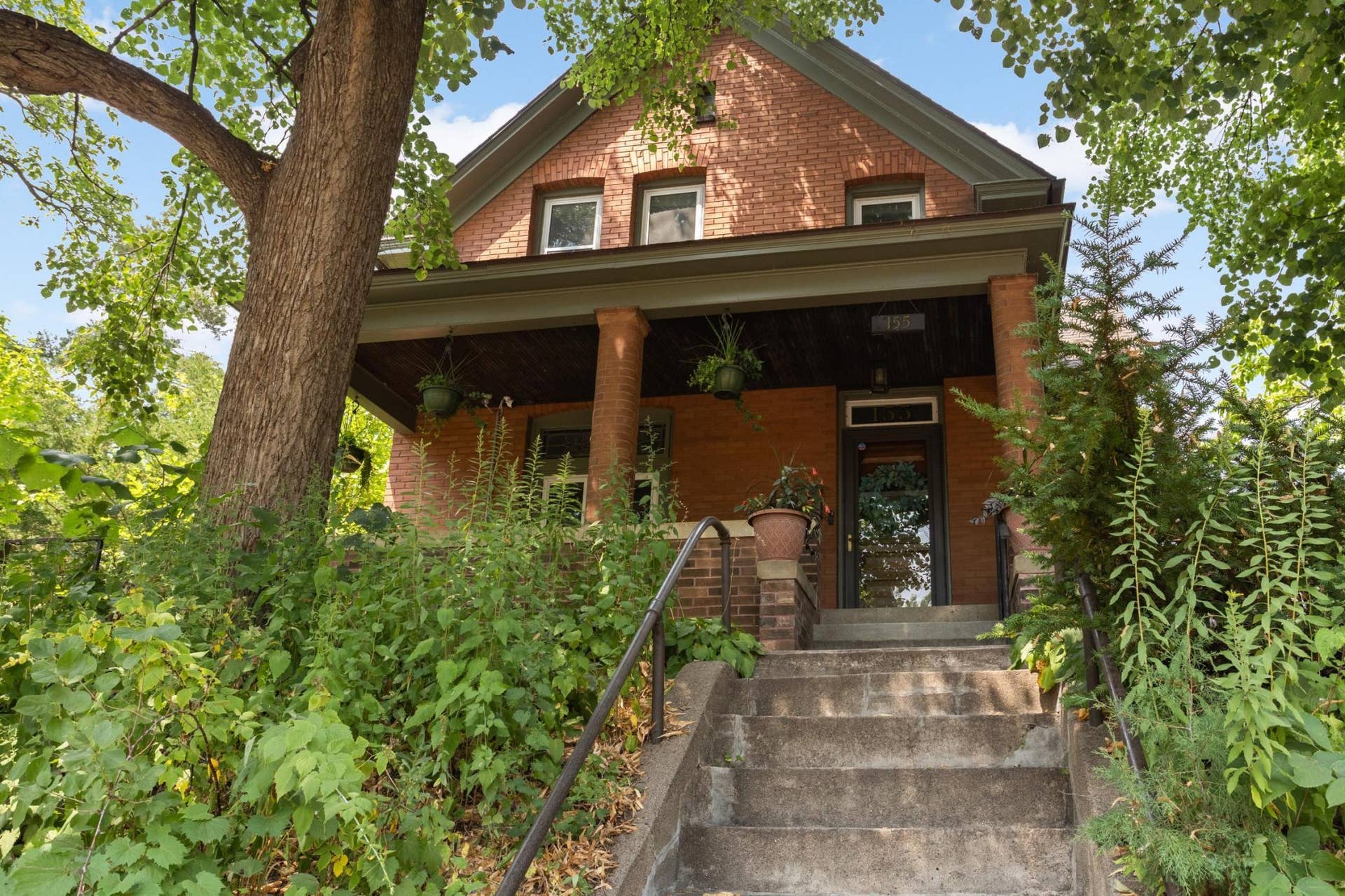 Gorgeous brick exterior, meticulously maintained