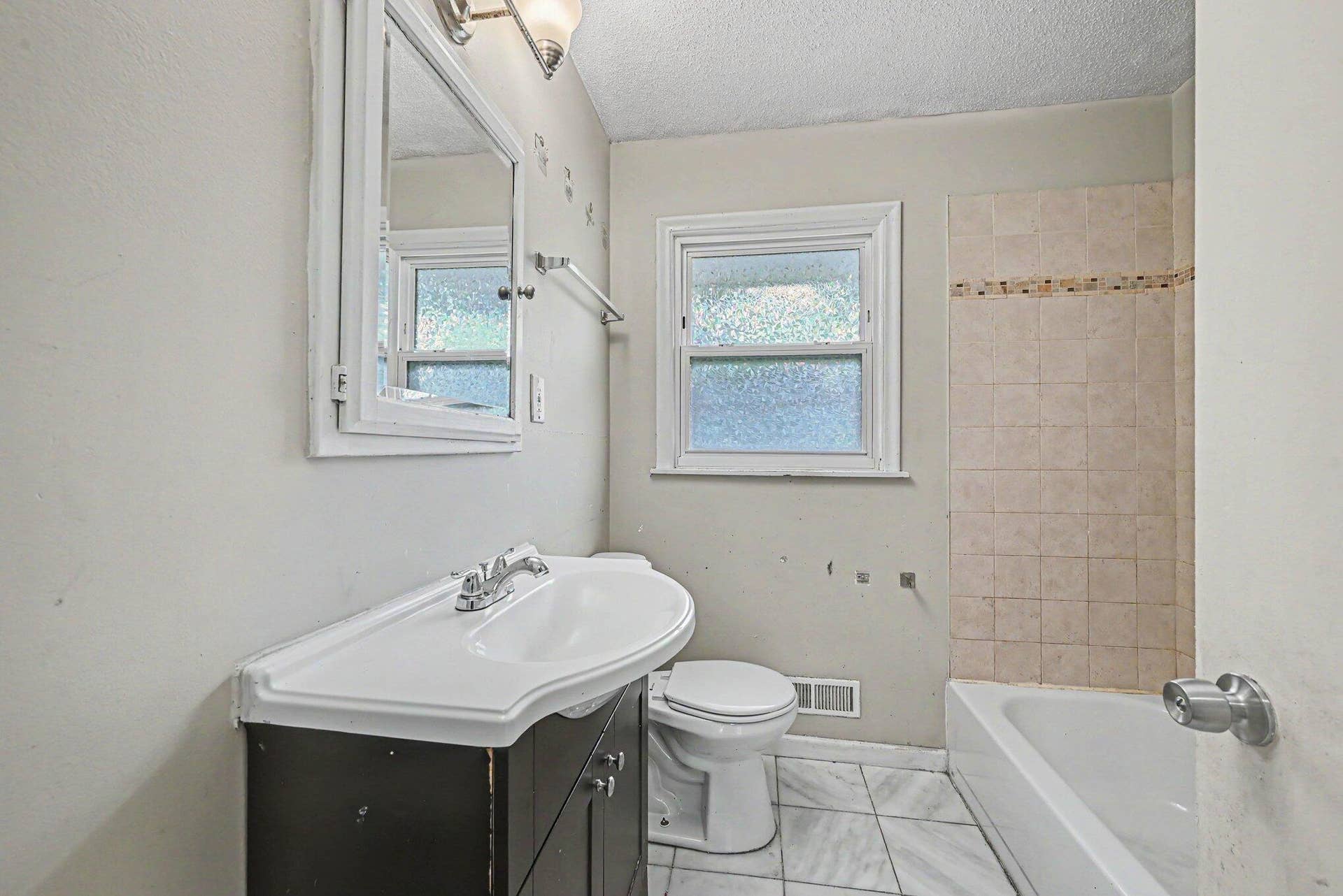 5931 Zenith Avenue N, Brooklyn Center, MN 55429 20_beyc6a6a78d7c76f3.jpg