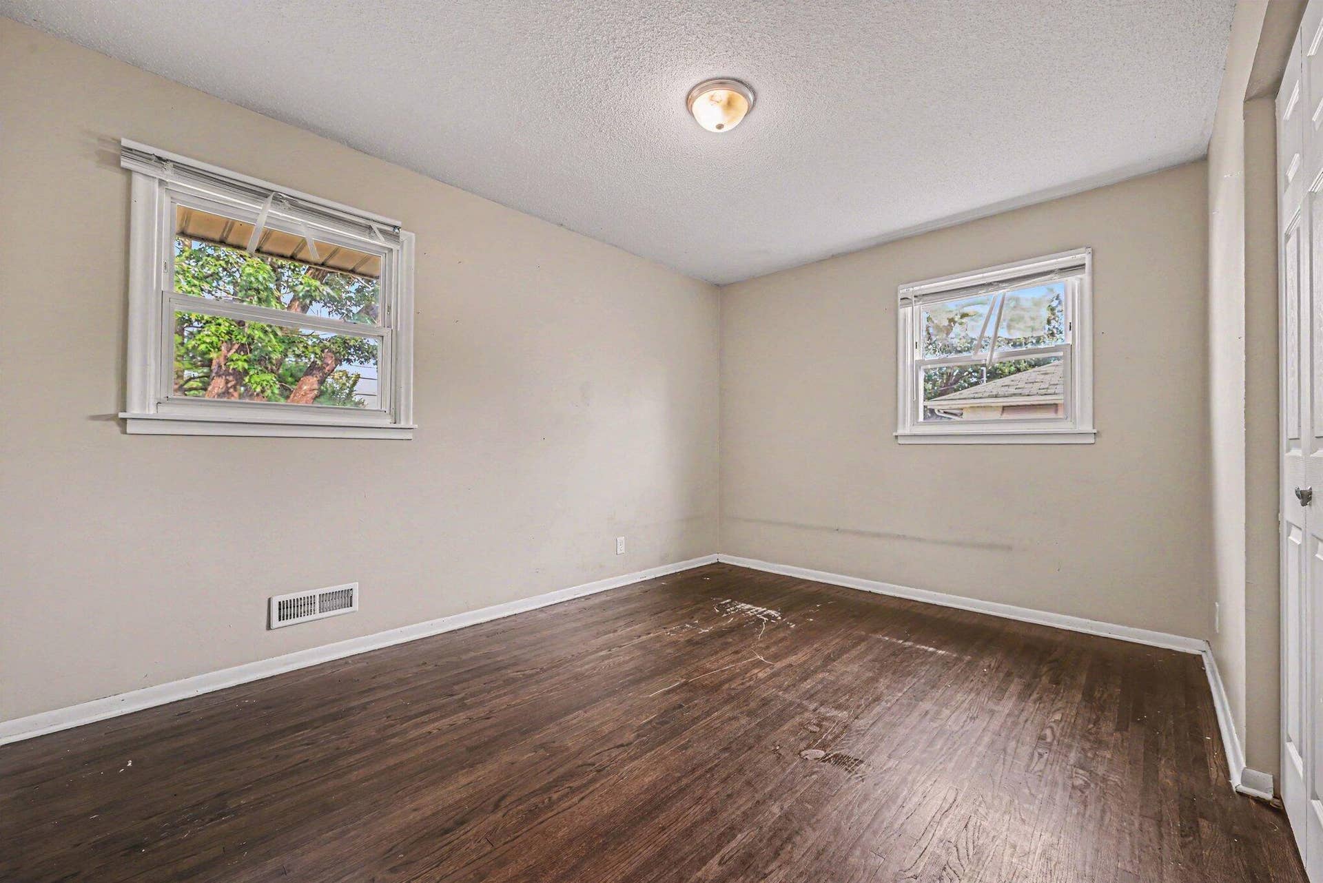 5931 Zenith Avenue N, Brooklyn Center, MN 55429 19_beyc6a6a78c8bf262.jpg