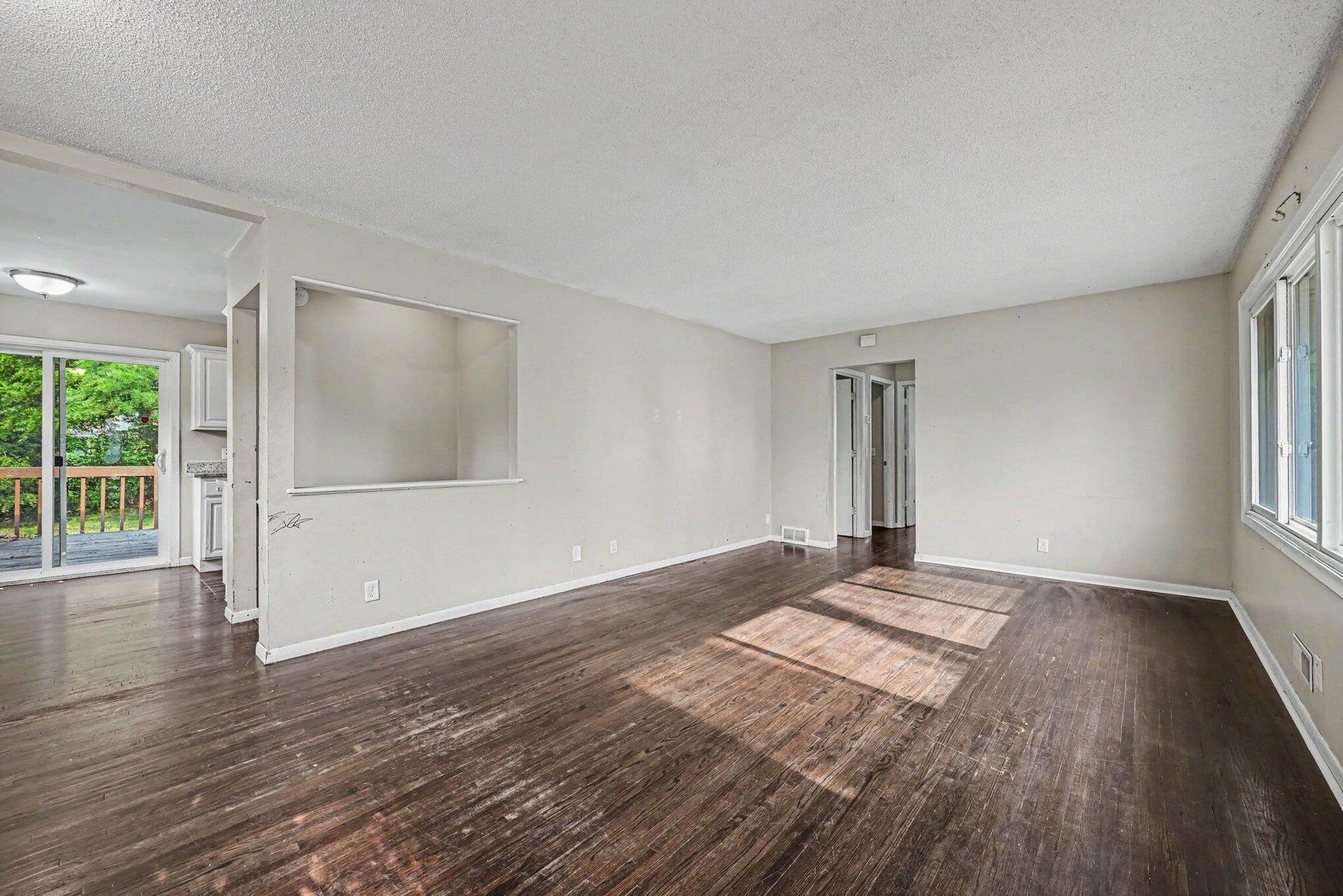 5931 Zenith Avenue N, Brooklyn Center, MN 55429 07_beyc6a6a786e90cc1.jpg
