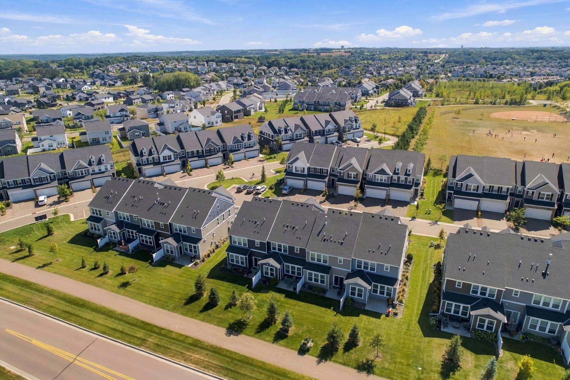 11271 Brookview Road, Woodbury, MN 55129 44-web-or-mls-008_DJI_0034.jpg