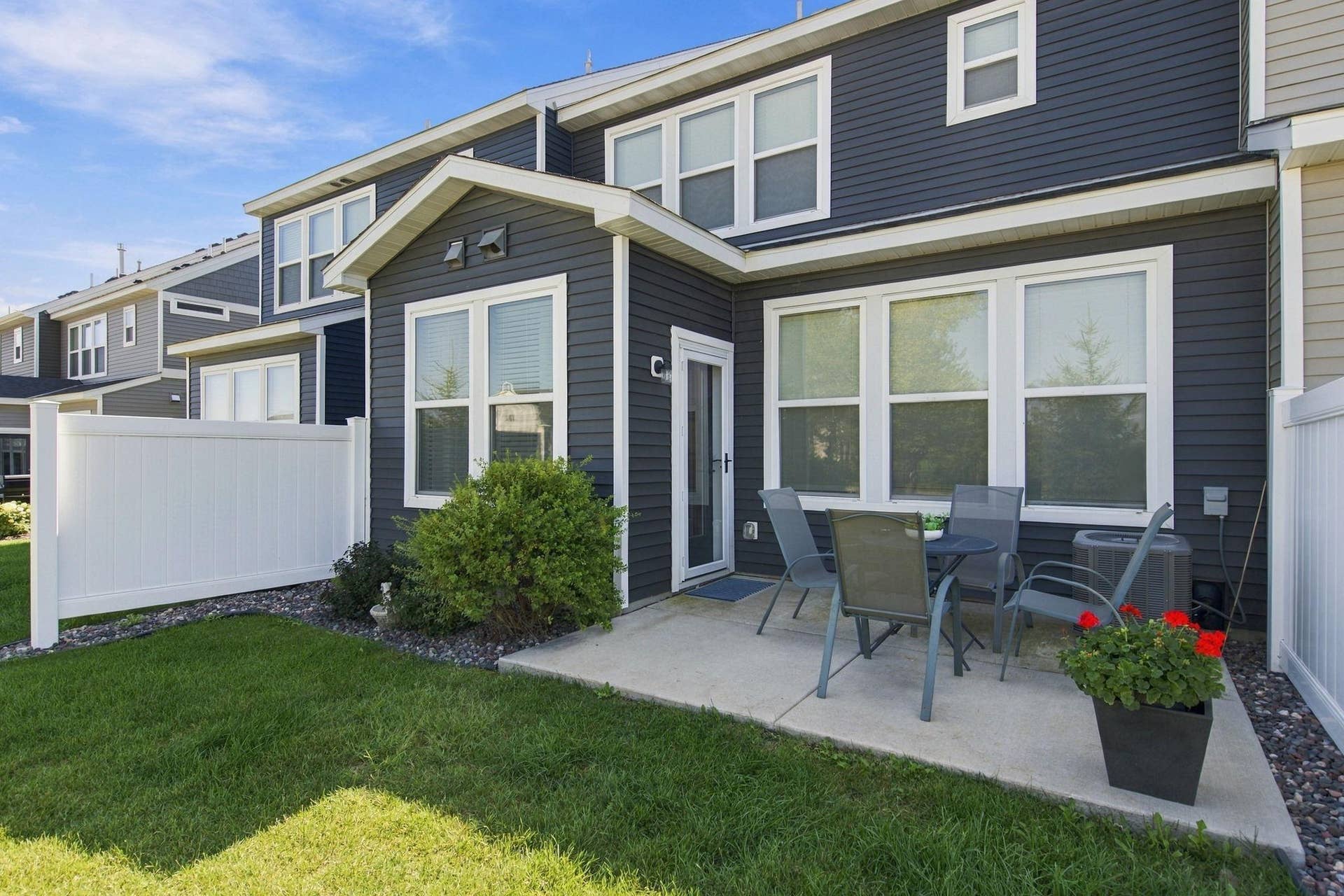 11271 Brookview Road, Woodbury, MN 55129 37-web-or-mls-042-dsc08382-jpg.jpg