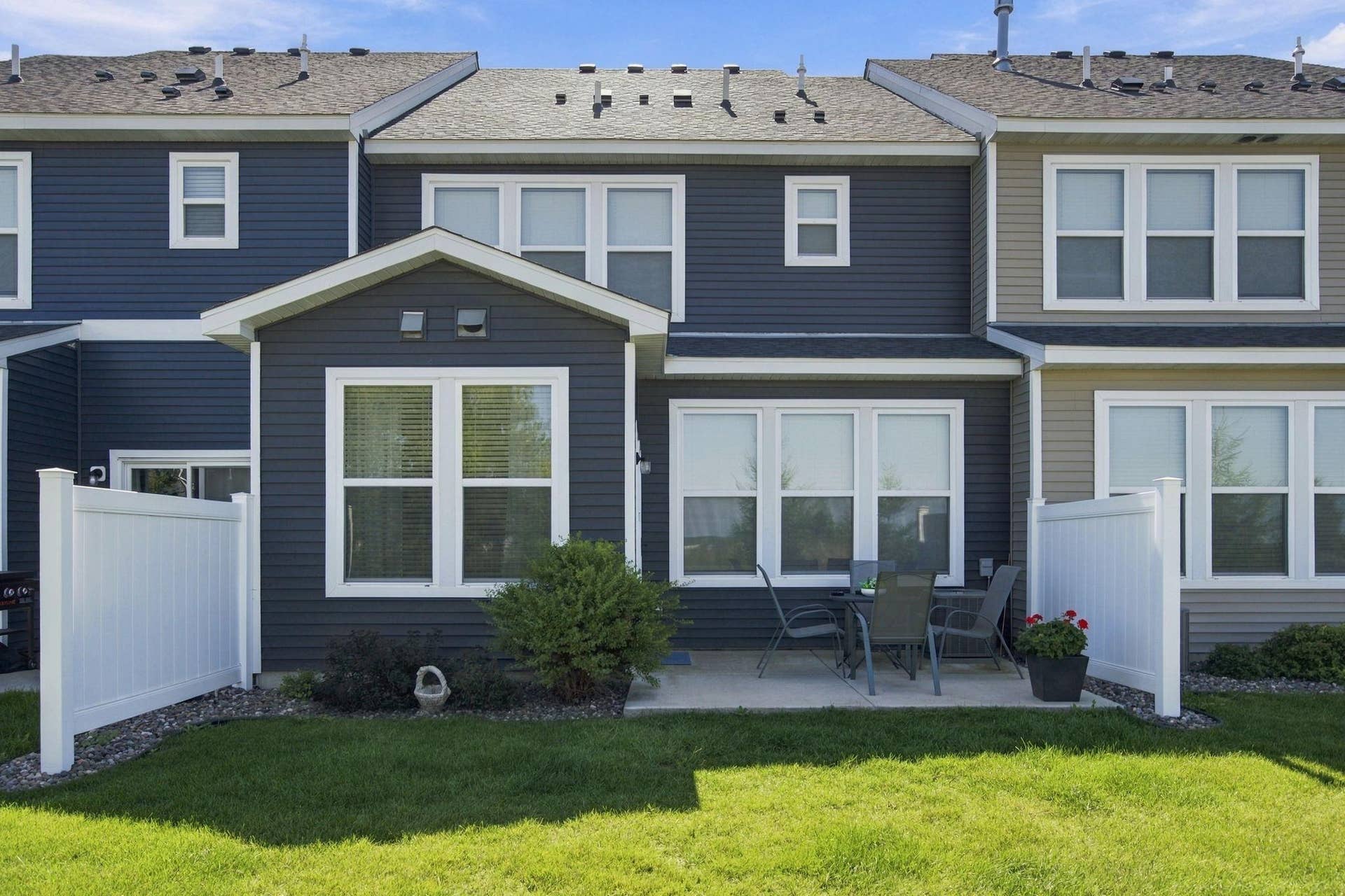 11271 Brookview Road, Woodbury, MN 55129 36-web-or-mls-041_DSC08379.jpg