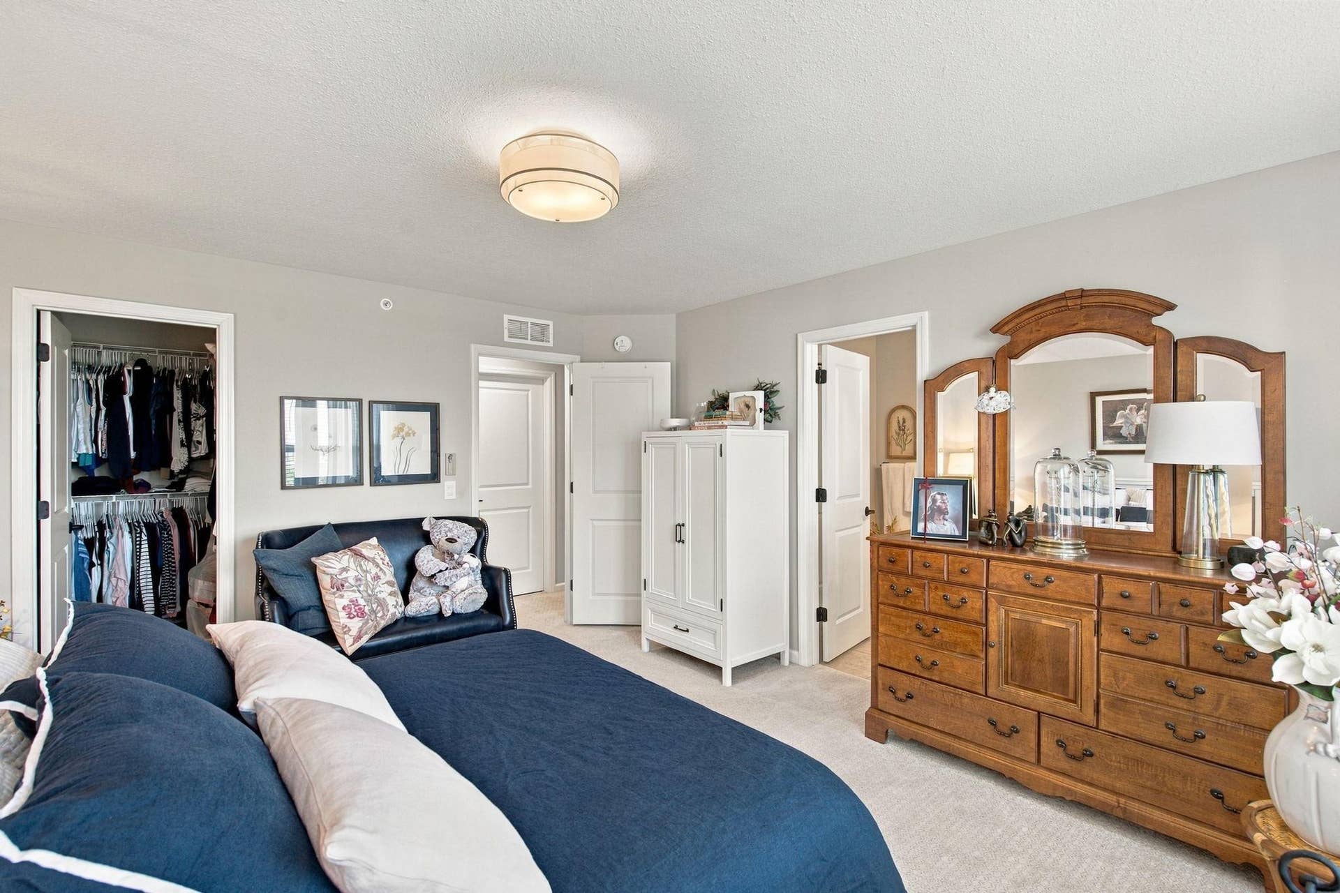 11271 Brookview Road, Woodbury, MN 55129 24-web-or-mls-032_DSC08493.jpg