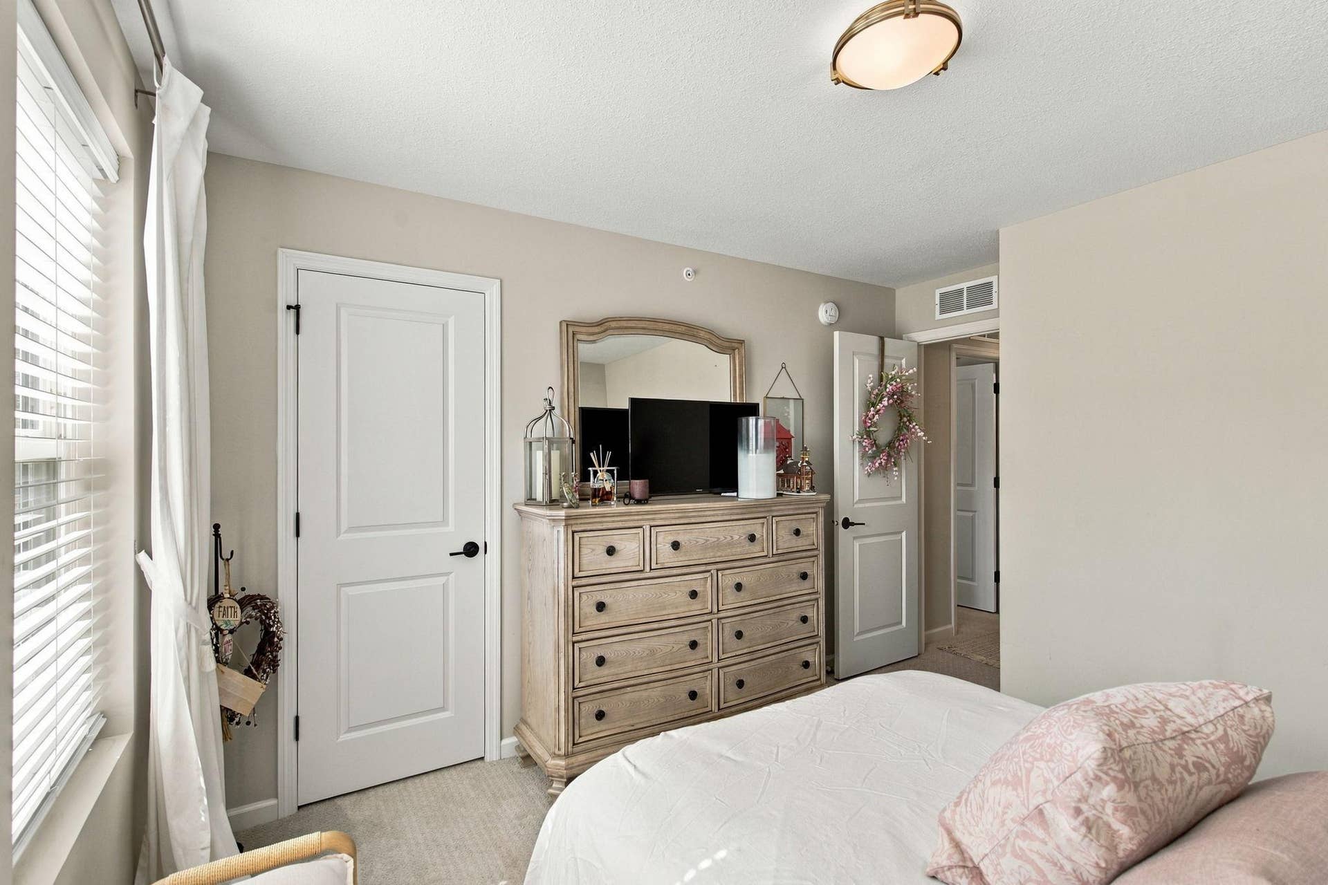 11271 Brookview Road, Woodbury, MN 55129 34-web-or-mls-029-dsc08469-jpg.jpg