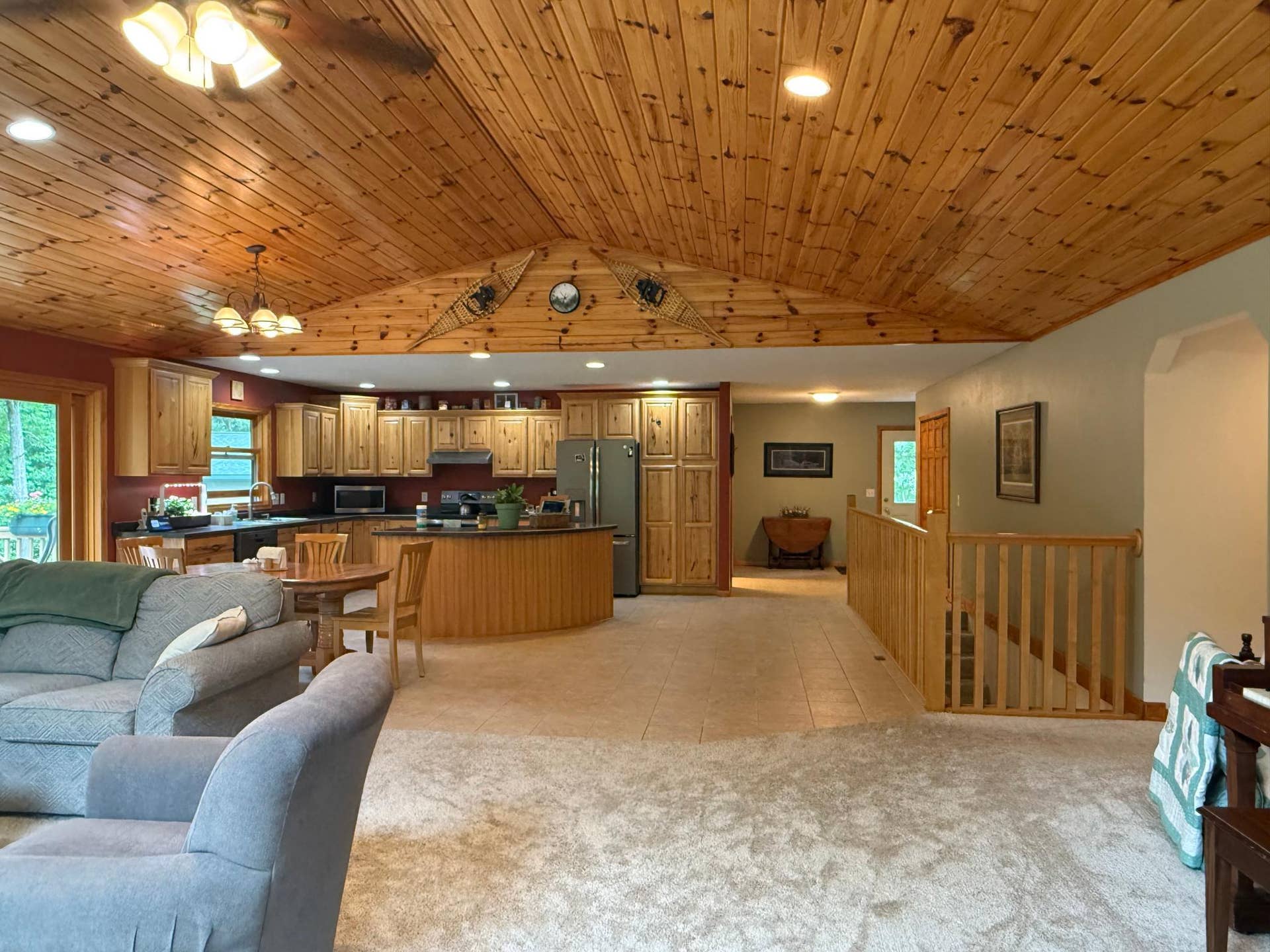 3914 Alder Street NE, Bemidji, MN 56601 Open floor plan