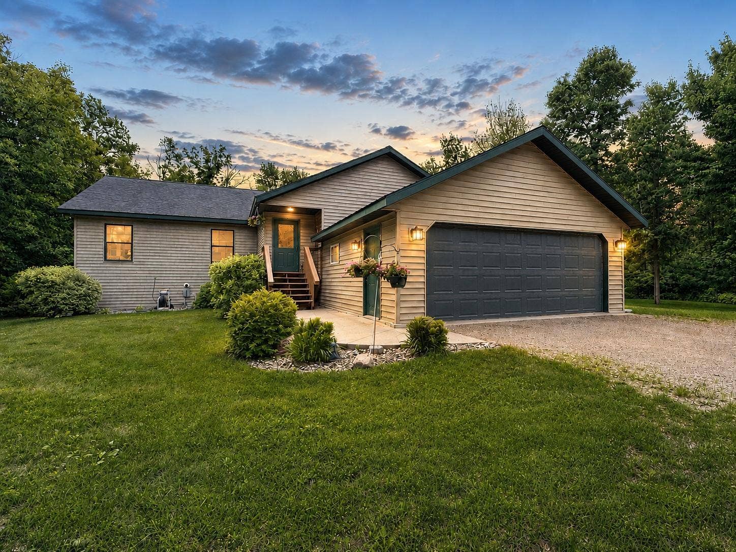 3914 Alder Street NE, Bemidji, MN 56601 Front