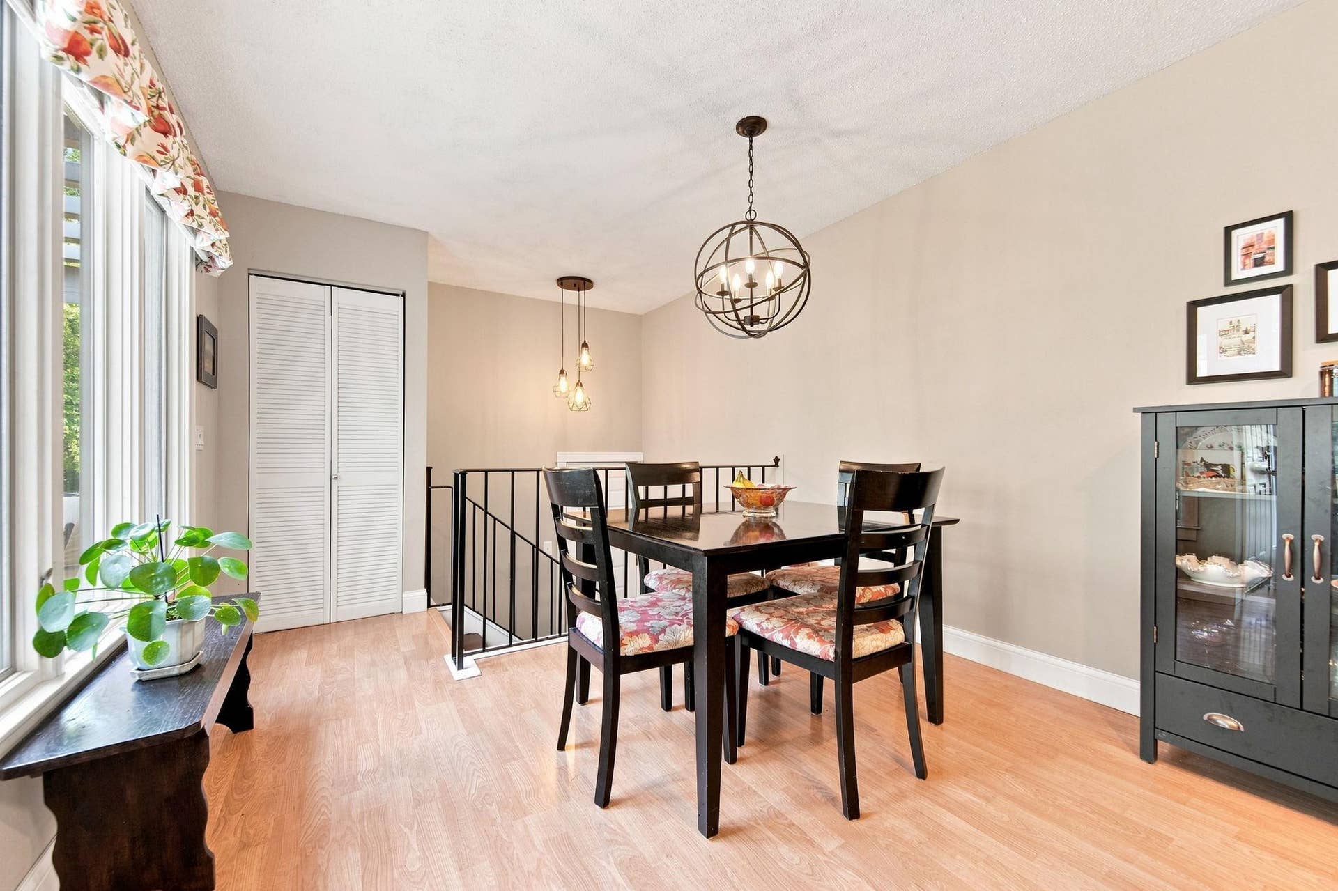 303 Elan Court, Woodbury, MN 55125 15-web-or-mls-DSC01928.jpg