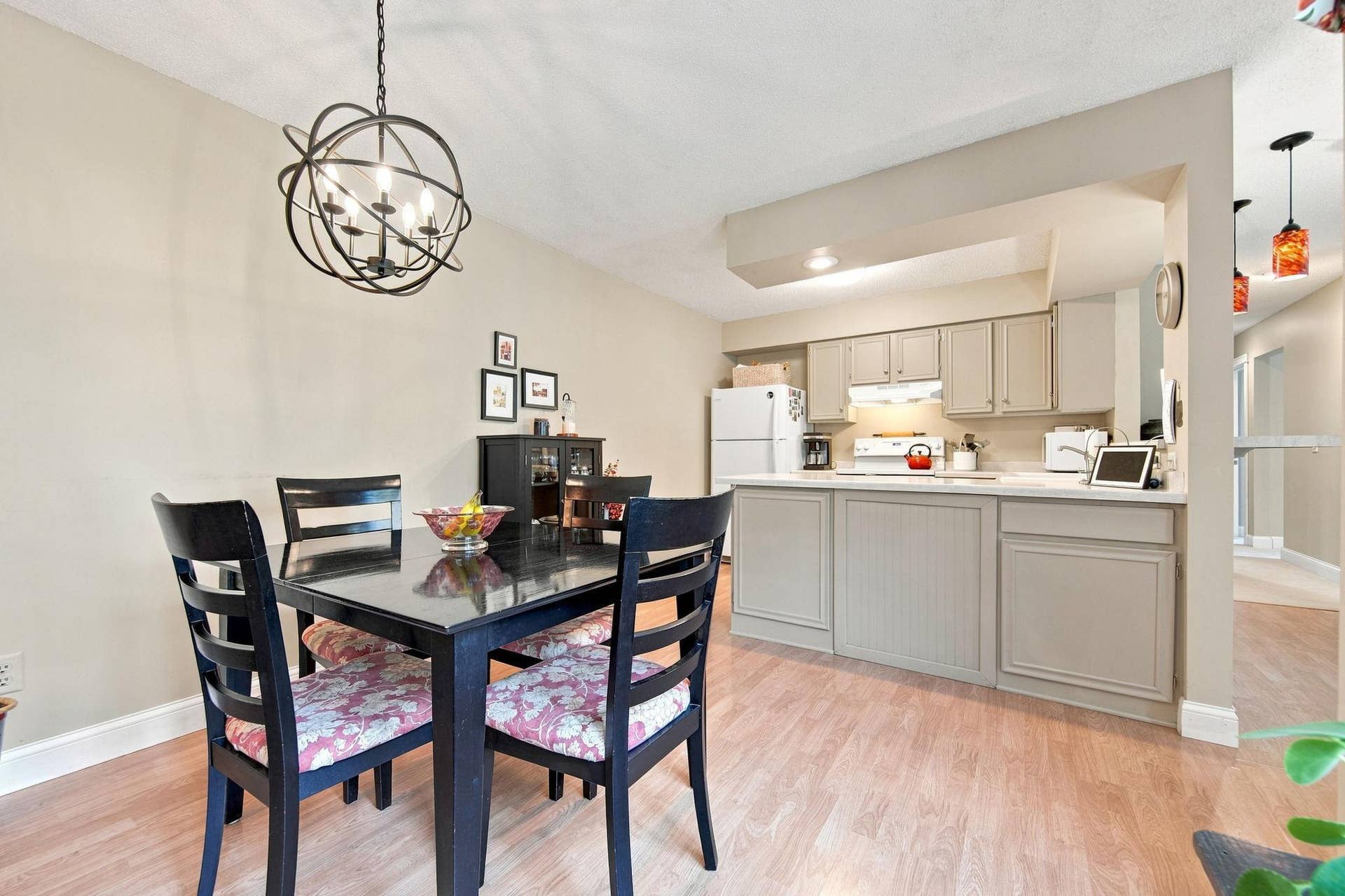 303 Elan Court, Woodbury, MN 55125 17-web-or-mls-DSC01934.jpg
