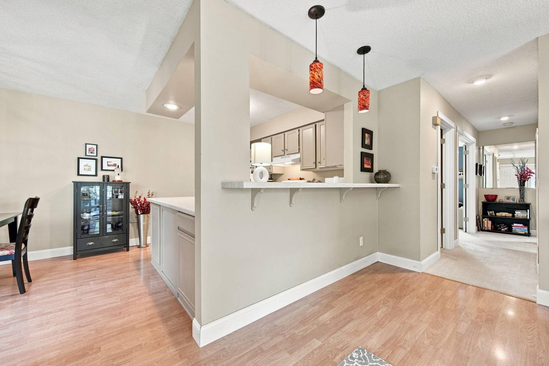 303 Elan Court, Woodbury, MN 55125 20-web-or-mls-DSC01943.jpg