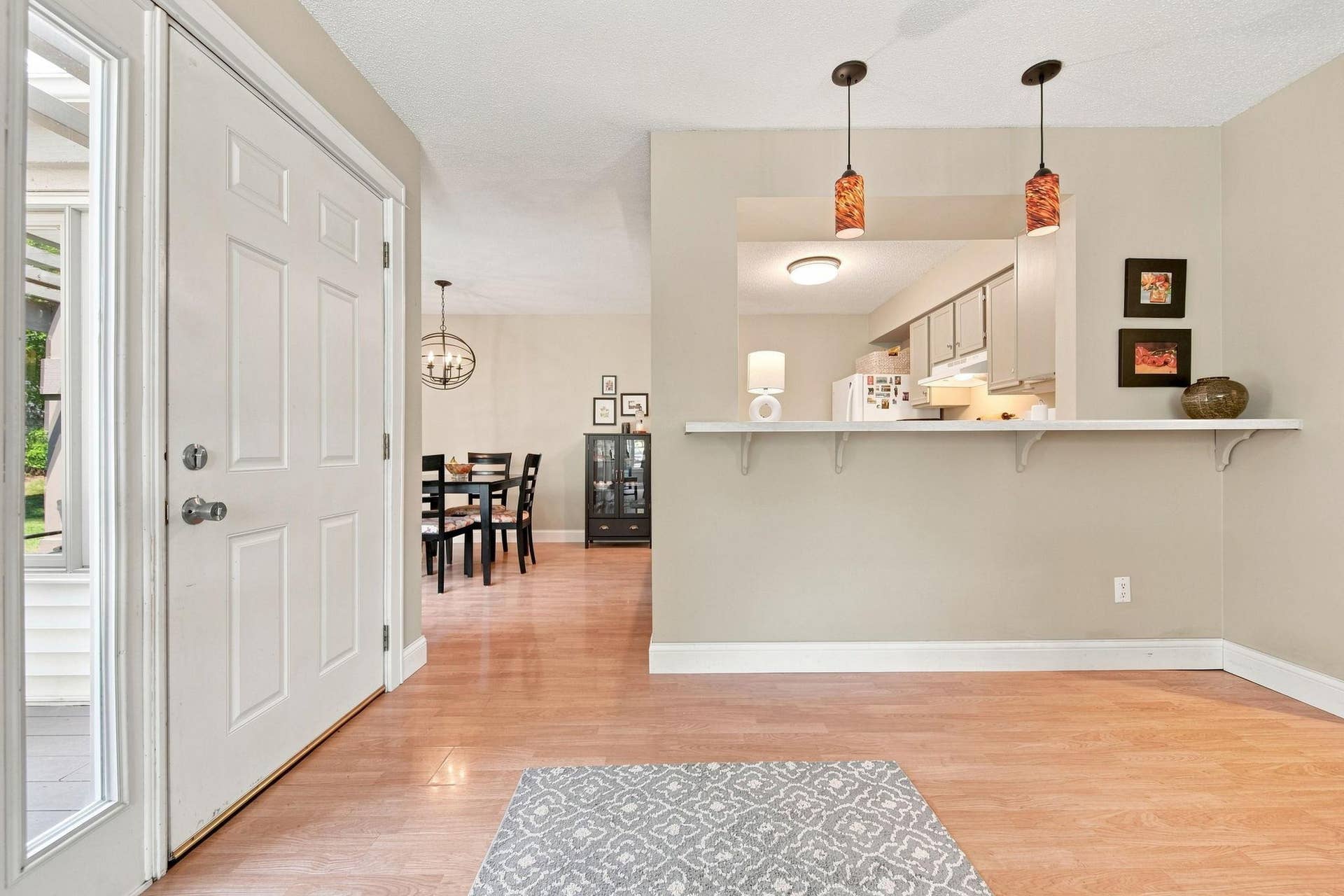 303 Elan Court, Woodbury, MN 55125 7-web-or-mls-DSC01904.jpg