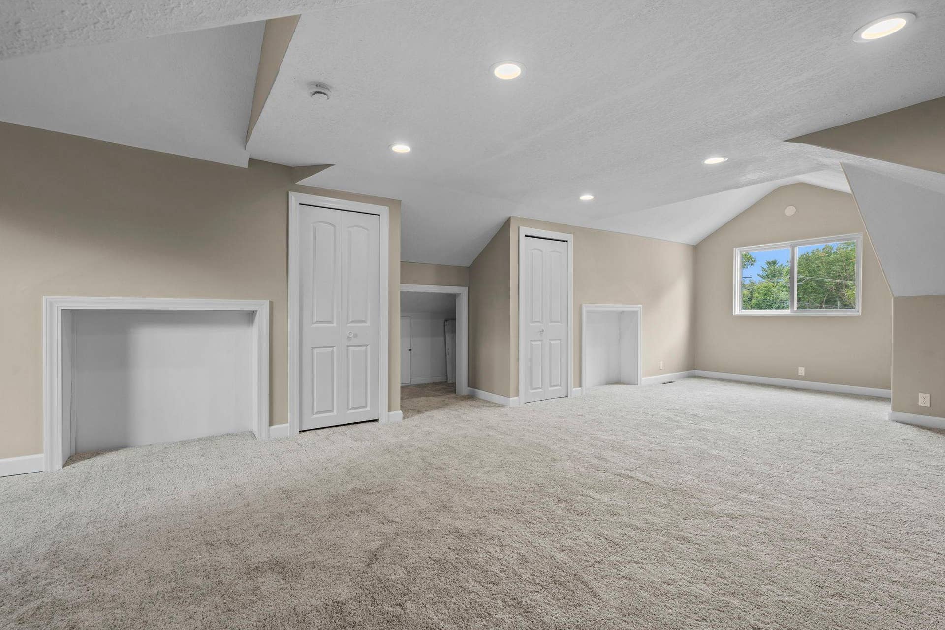 69-web-or-mls-5160 Bald Eagle Ave-424.jpg