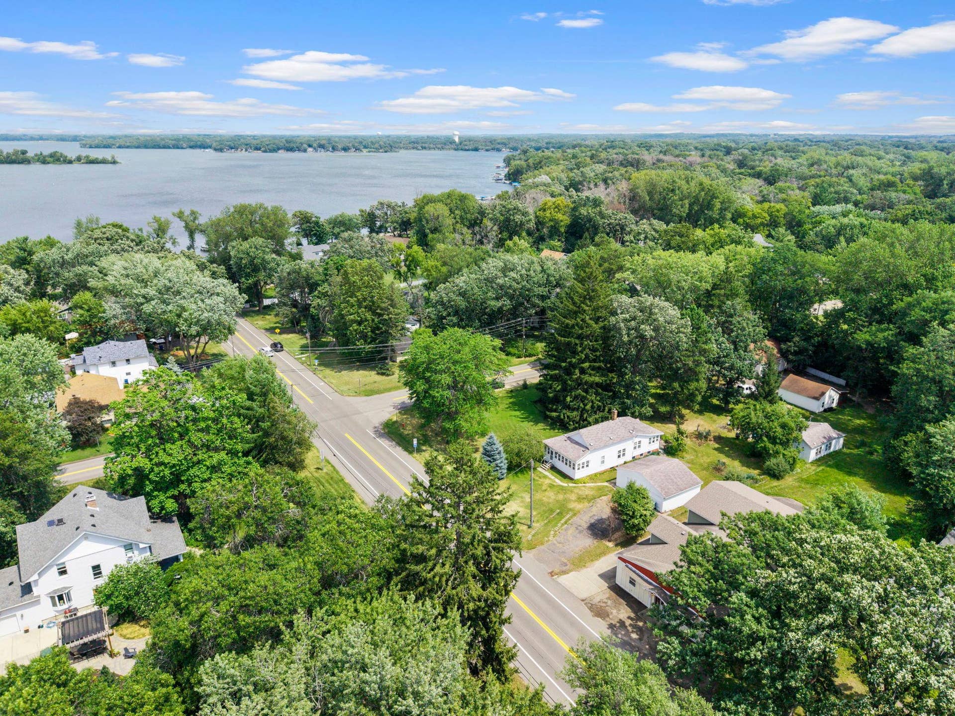 2-web-or-mls-5160 Bald Eagle Ave-52.jpg