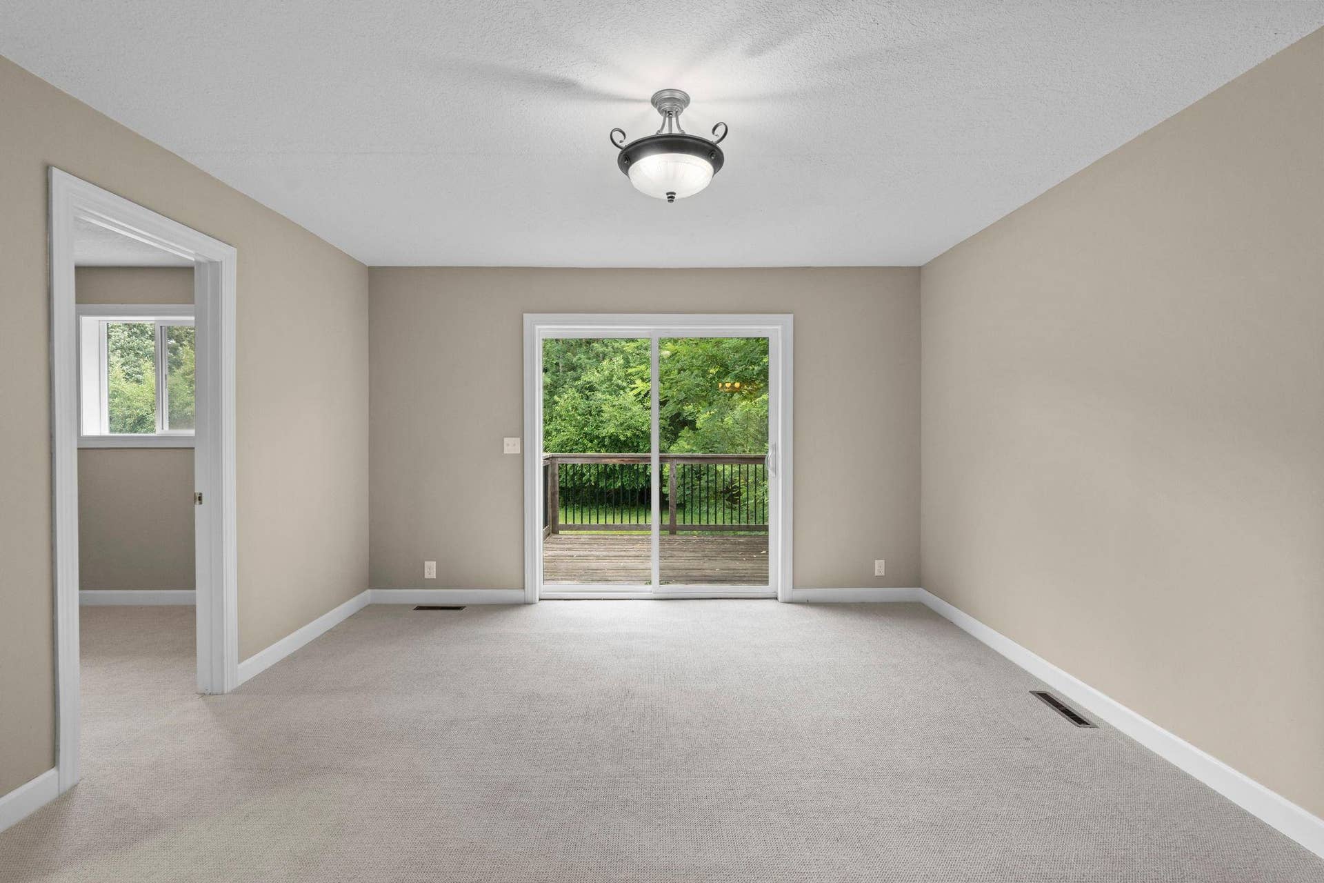 47-web-or-mls-5160 Bald Eagle Ave-309.jpg