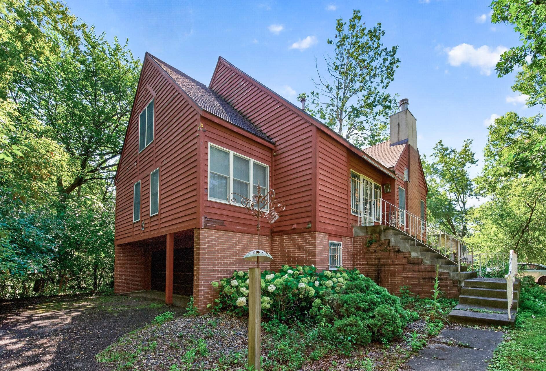 2597 Hayward Avenue N, Oakdale, MN 55128 2597 Hayward Avenue N, Oakdale, MN 55128