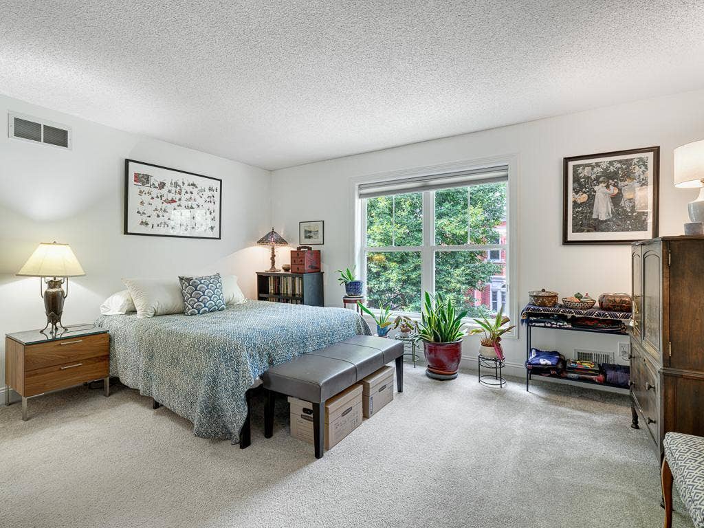 406 Duke Street, 103, Saint Paul, MN 55102 406 Duke