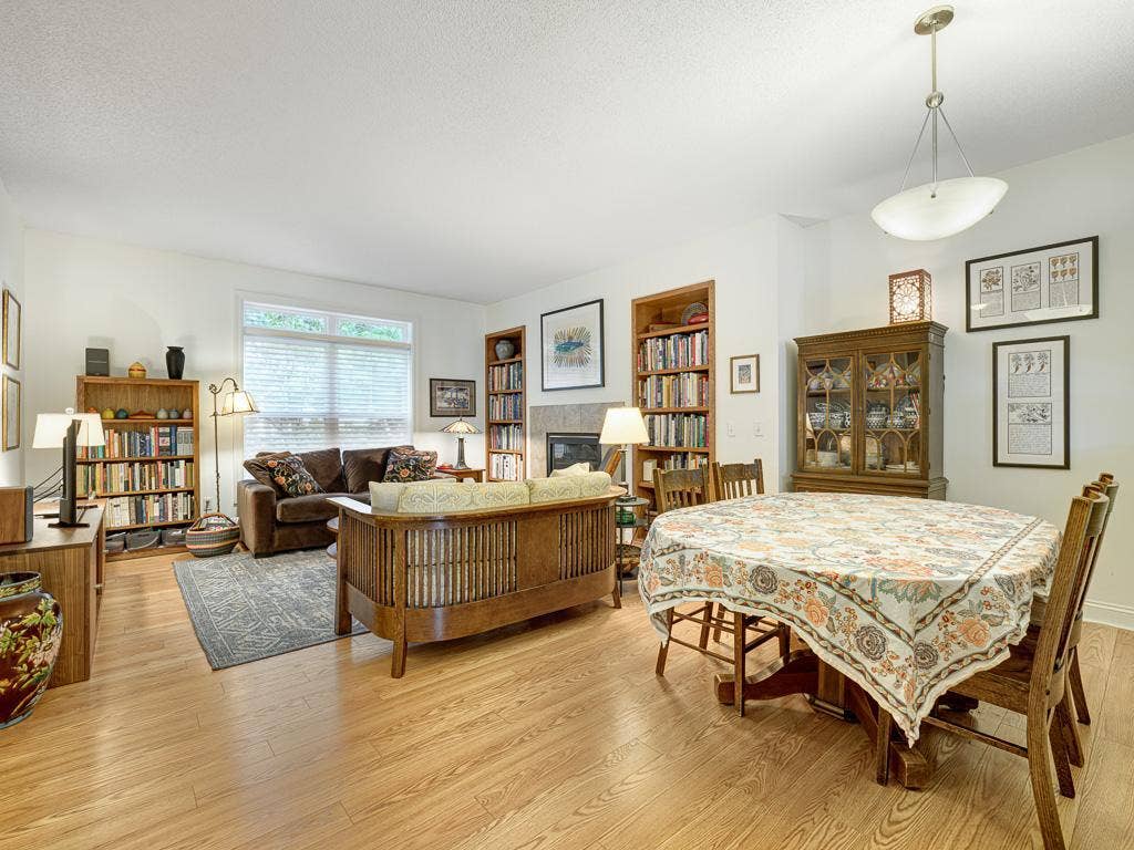 406 Duke Street, 103, Saint Paul, MN 55102 406 Duke