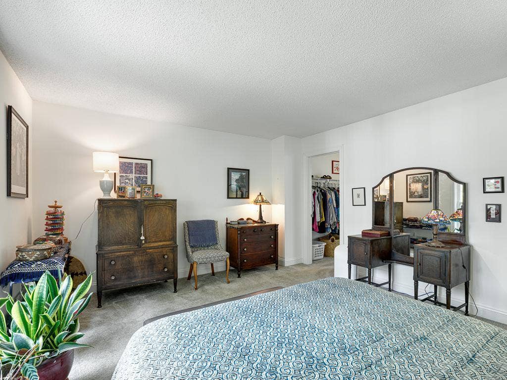406 Duke Street, 103, Saint Paul, MN 55102 406 Duke