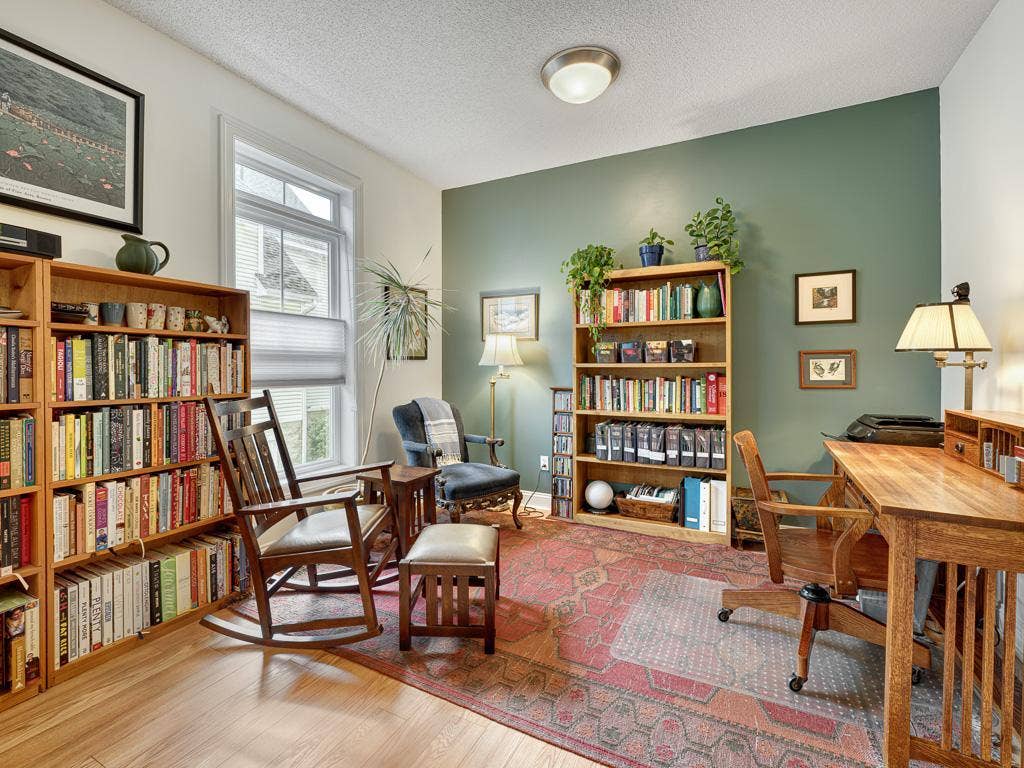 406 Duke Street, 103, Saint Paul, MN 55102 406 Duke