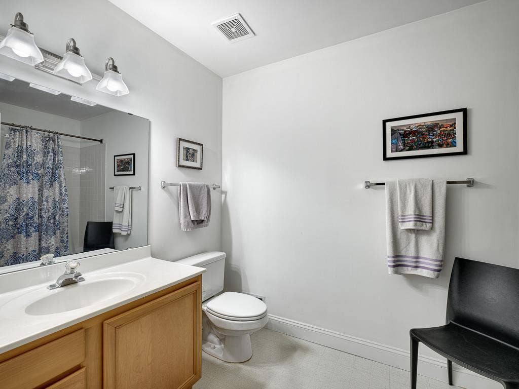 406 Duke Street, 103, Saint Paul, MN 55102 406 Duke