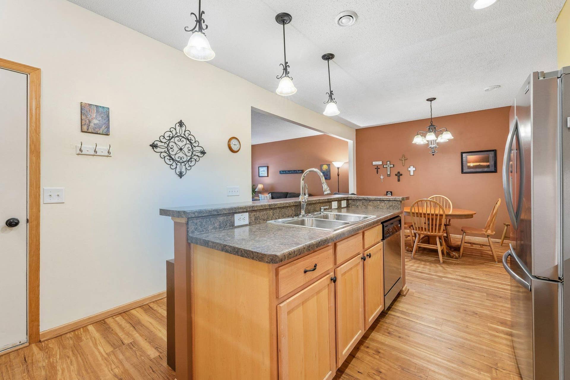 15588 Emerald Drive N, #6, Hugo, MN 55038 12-web-or-mls-Emerald Dr N 6-S1408-019r.jpg