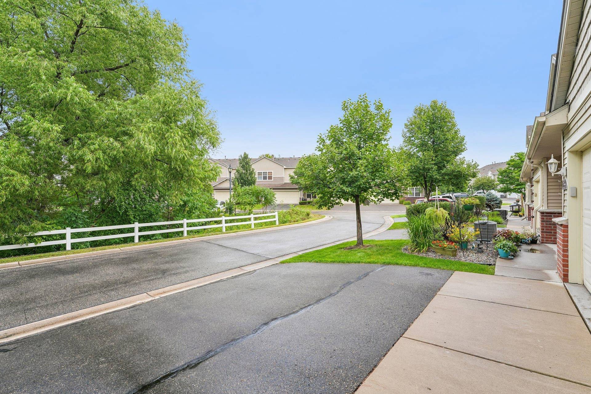 15588 Emerald Drive N, #6, Hugo, MN 55038 7-web-or-mls-Emerald Dr N 6-S1408-007.jpg